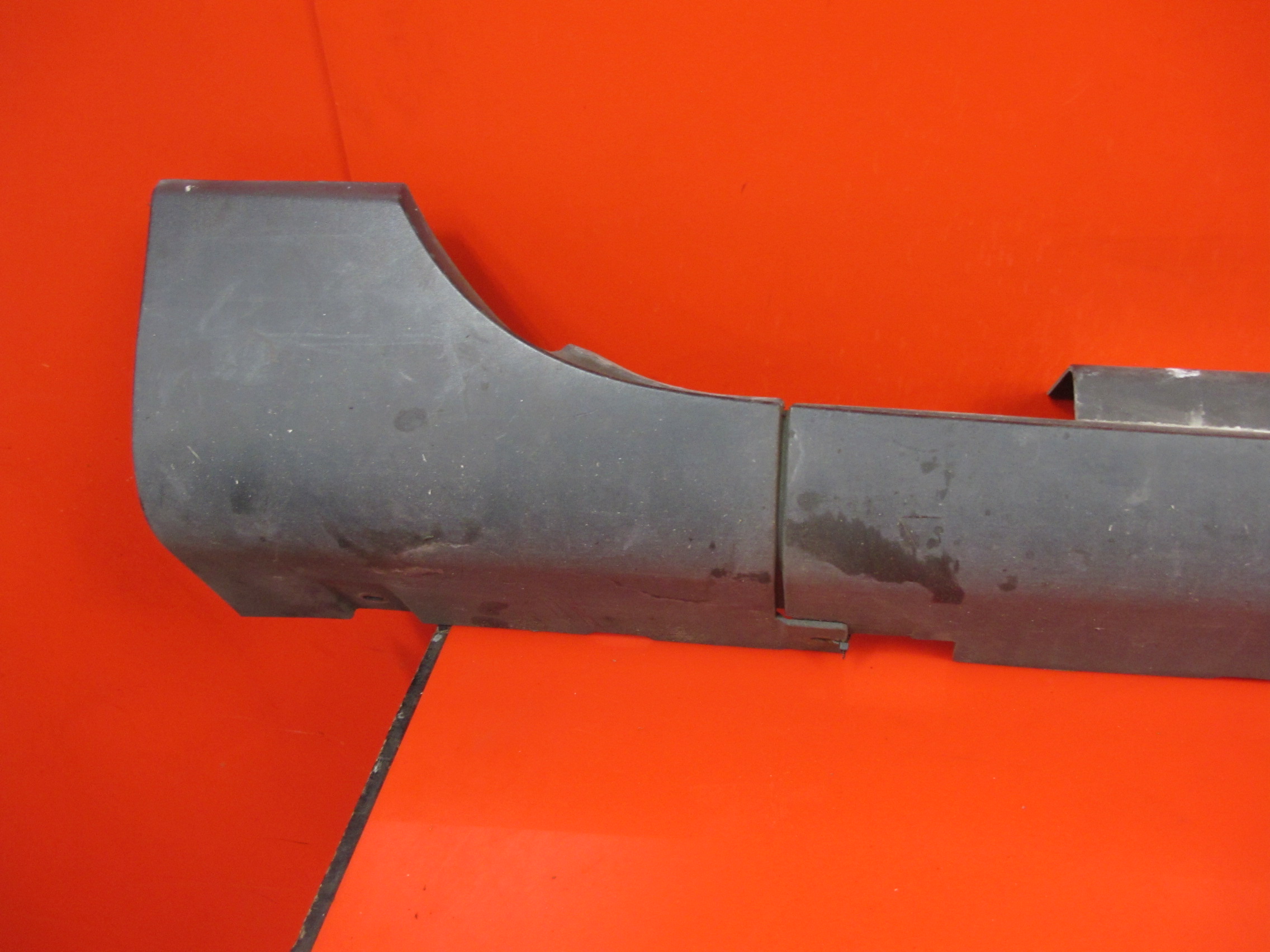 LANCIA DELTA III 3 moulding cap threshold right