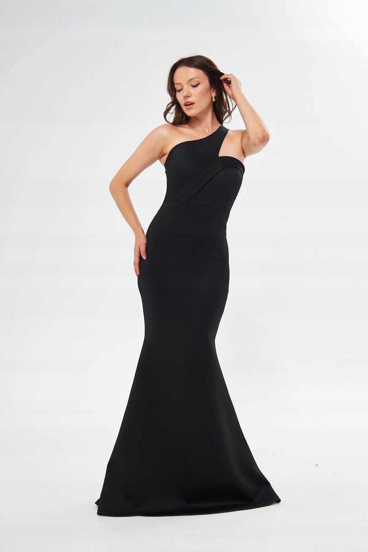 Černé Šaty S Dlouhou Tužkou Na Jedno Rameno, Elegantní, Velikost 5HA