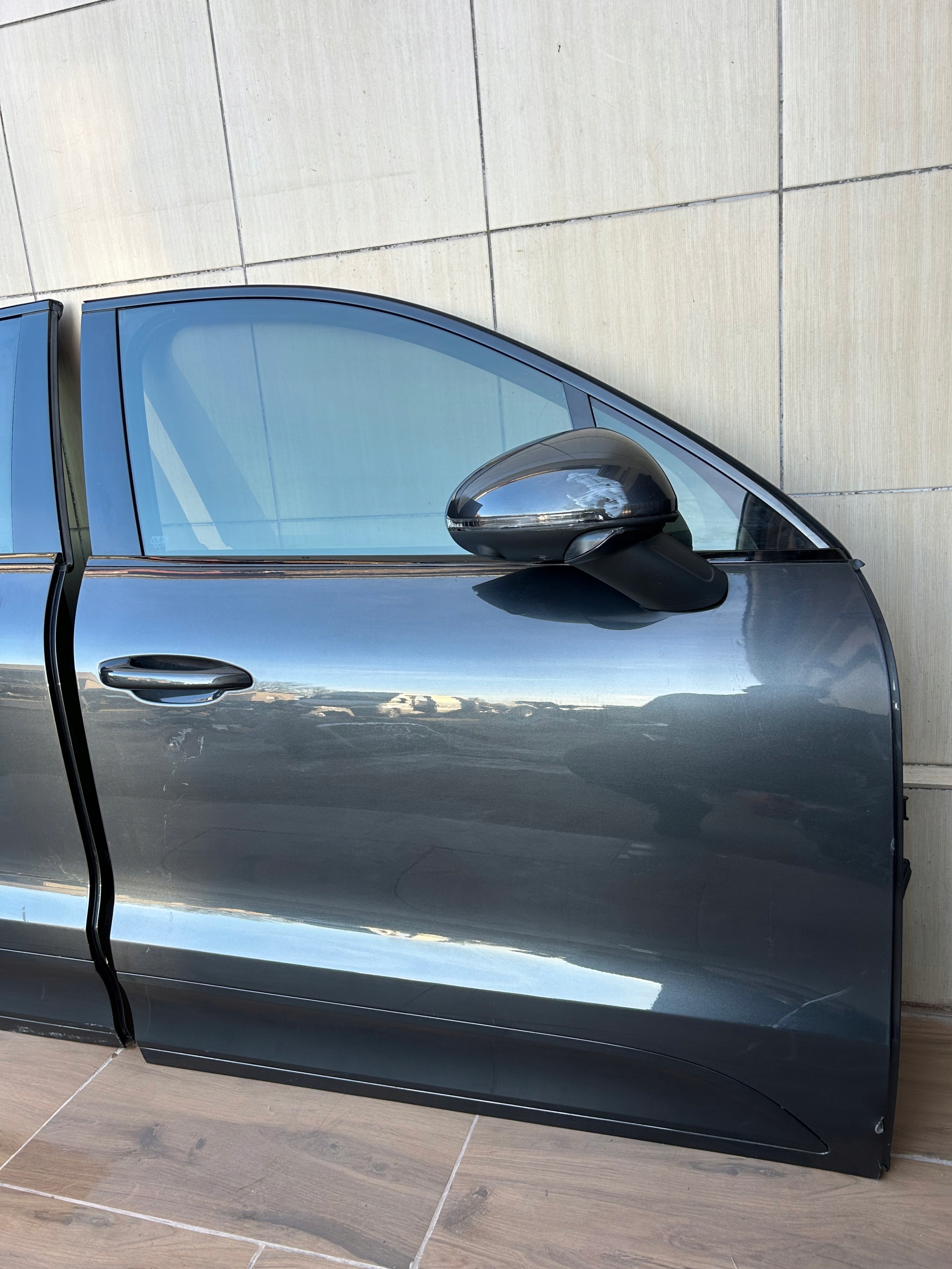 door front rear. right complete upholstery mirror PORSCHE MACAN 95B