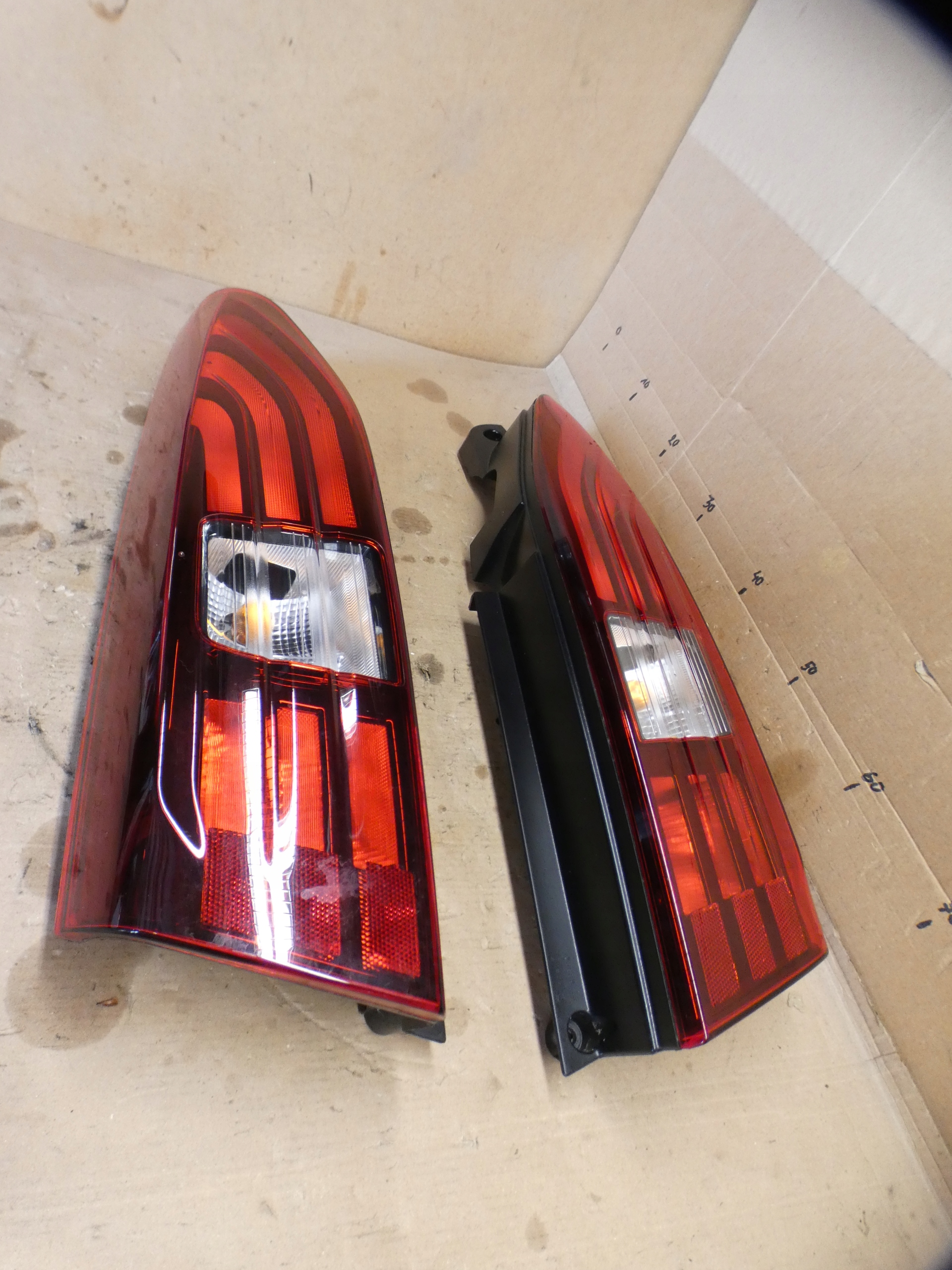 light right left rear part PEUGEOT RIFTER PARTNER IV