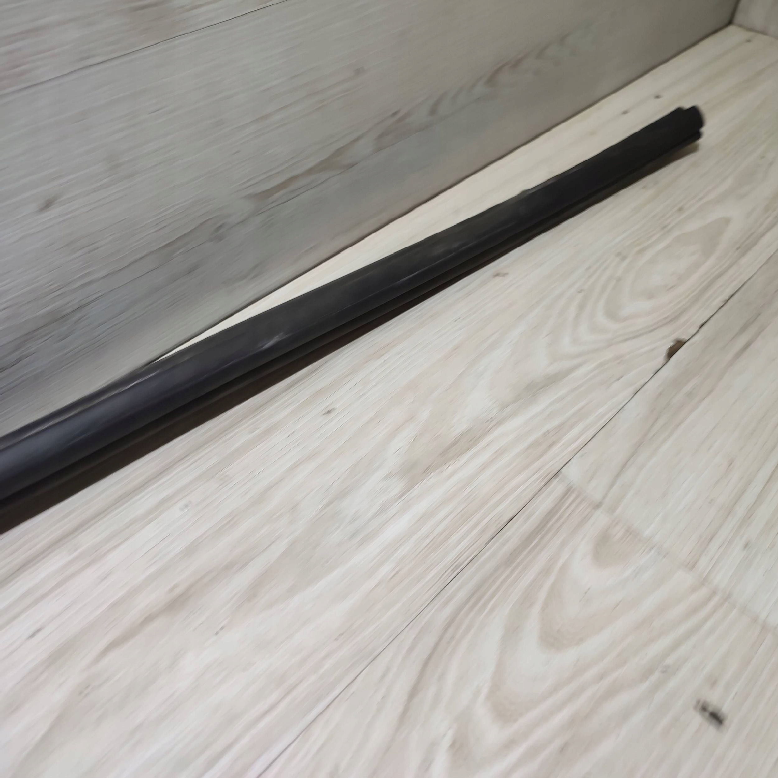 Joint du capot Opel Corsa F 8304763