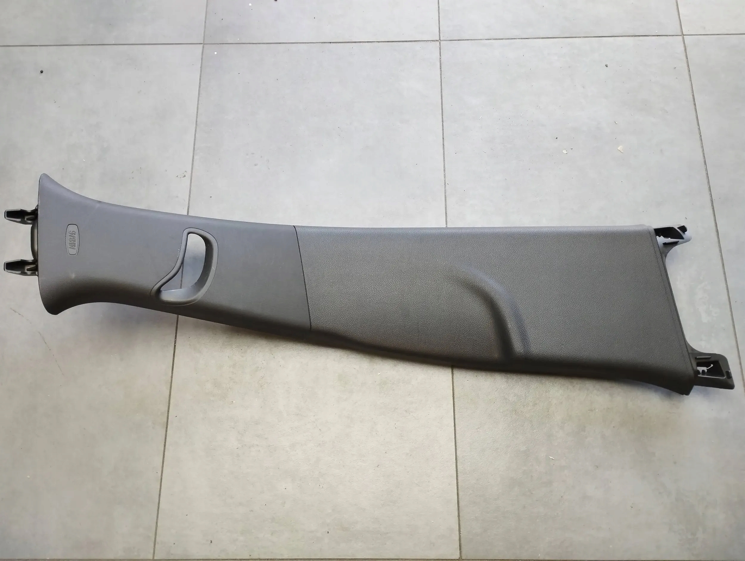 Opel Astra K KOMBI Blende Abdeckung SLUPKA 39058337