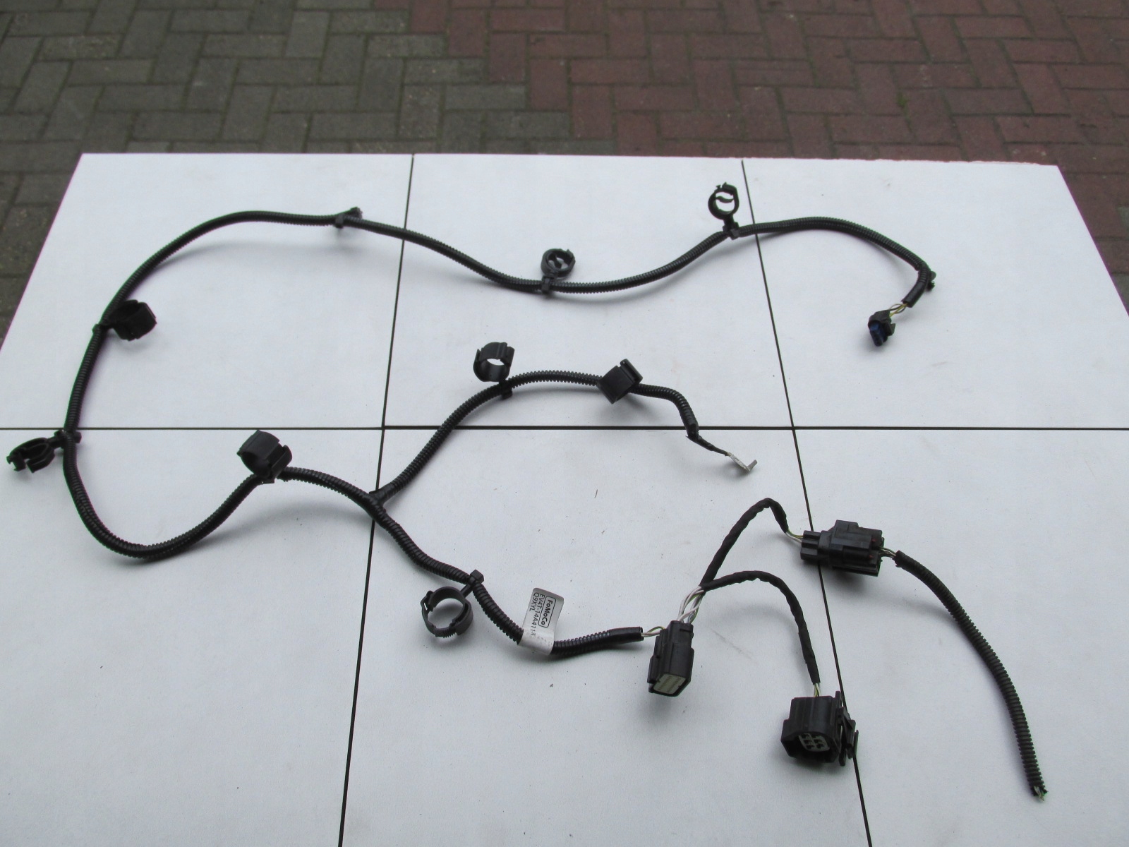 EV4T-14A411-DA - ЖГУТ ПРОВОДОВ ЭЛЕКТРИЧЕСКОГО НАСОСА FOCUS MK3 1,6 ECOBOOST