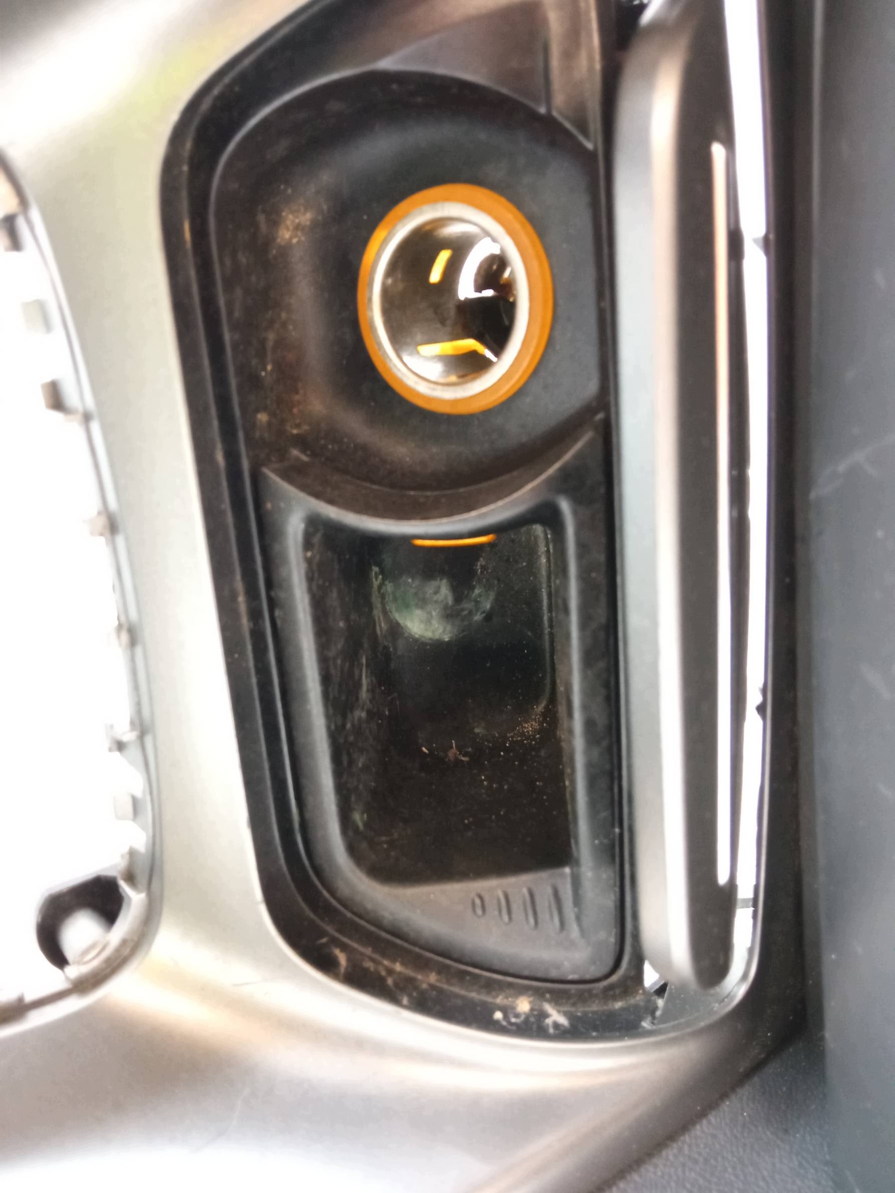 TUNEL central armrest III X7 Citroen C5 II (2007- )