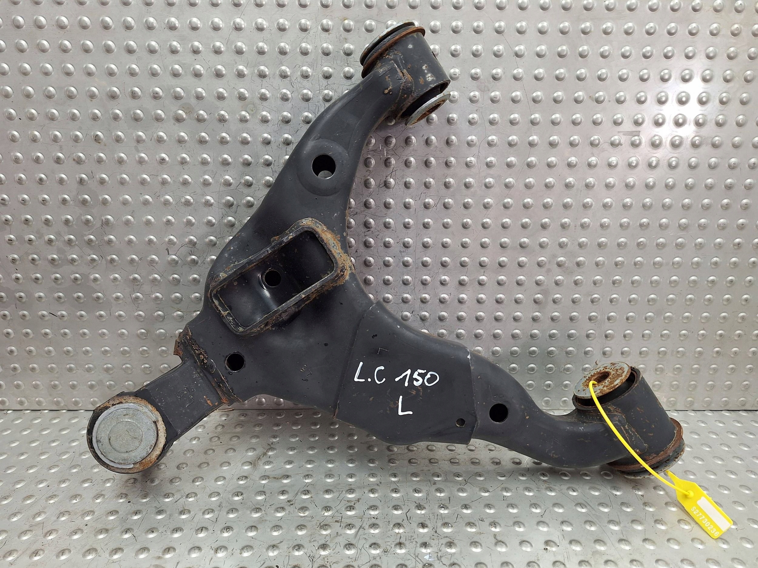 arm left front TOYOTA LAND CRUISER 150 09-13