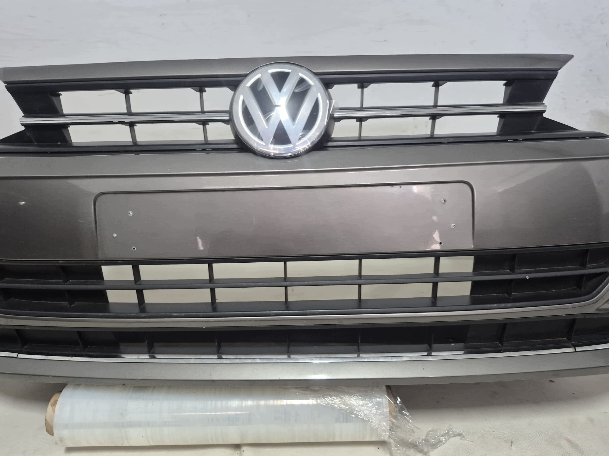 VW POLO VI 2G0 17- bumper front front grill without DZIUR 2G0807221