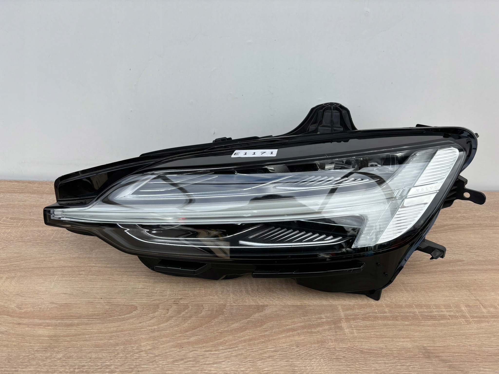 VOLVO V60 S60 CC 2017-2022 ROK left light front FULL LED 32228817 E1171