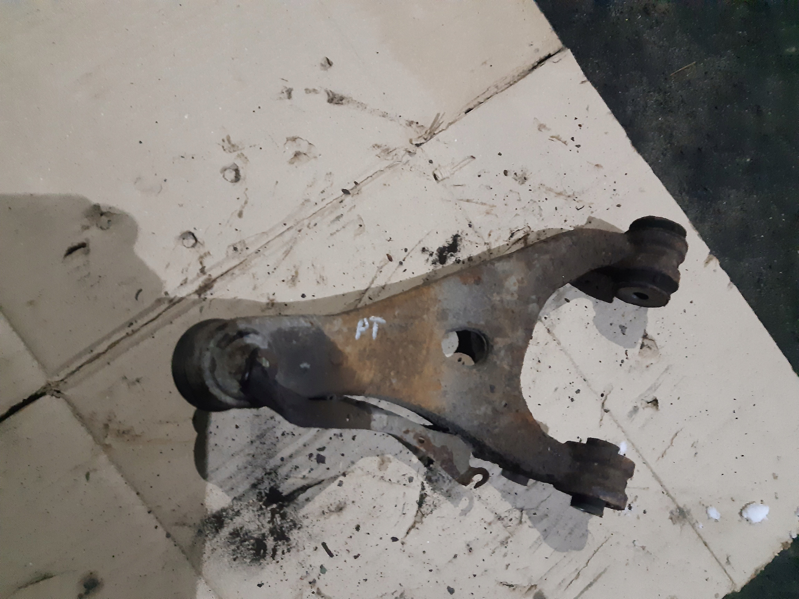 Subaru Impreza III GH 2,0 B 07-11 r. Querlenker rechts heck