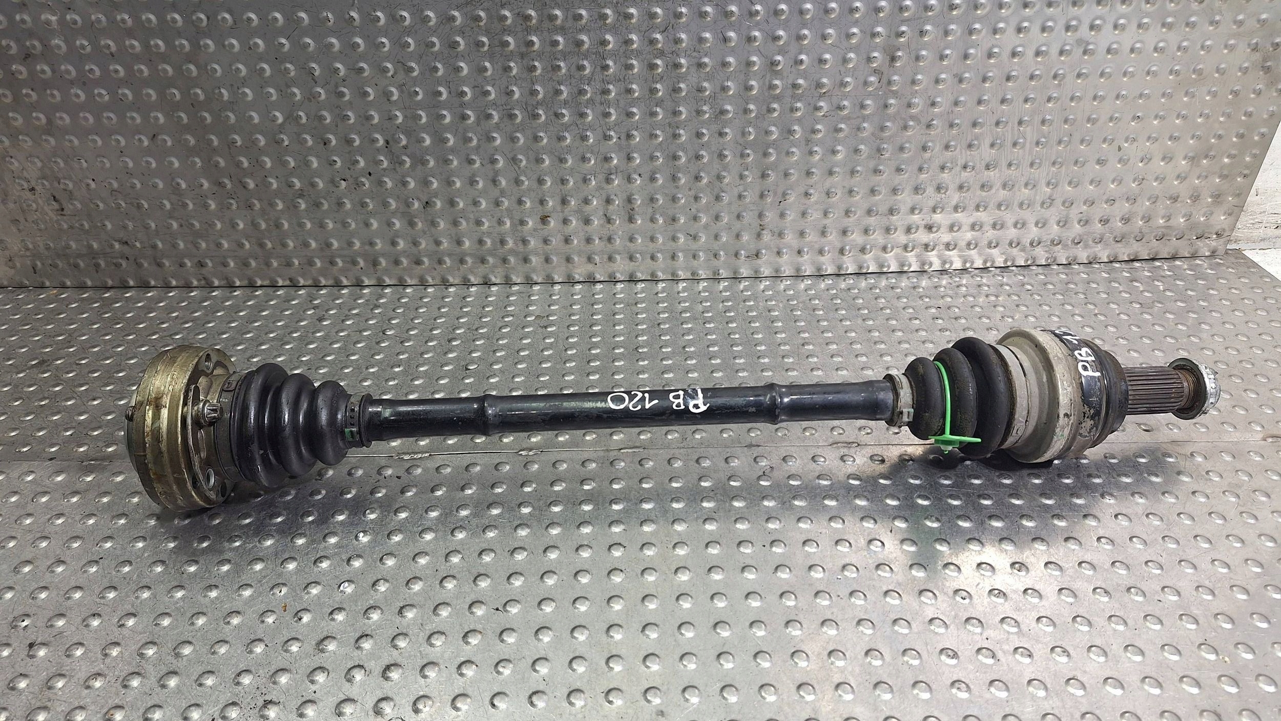 semi-axis right rear part 4608776 BMW X1 E84 N47 2.0D