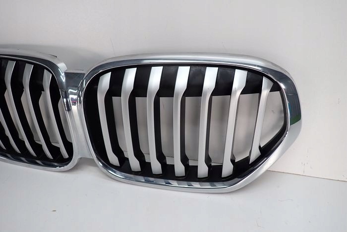 BMW X1 F48 LIFT 19- Grille