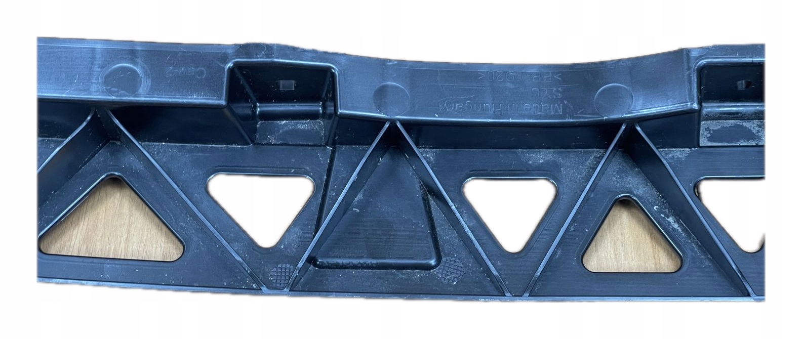 VW PASSAT B9 stoßstangenführung heck mitte 3J0807863A