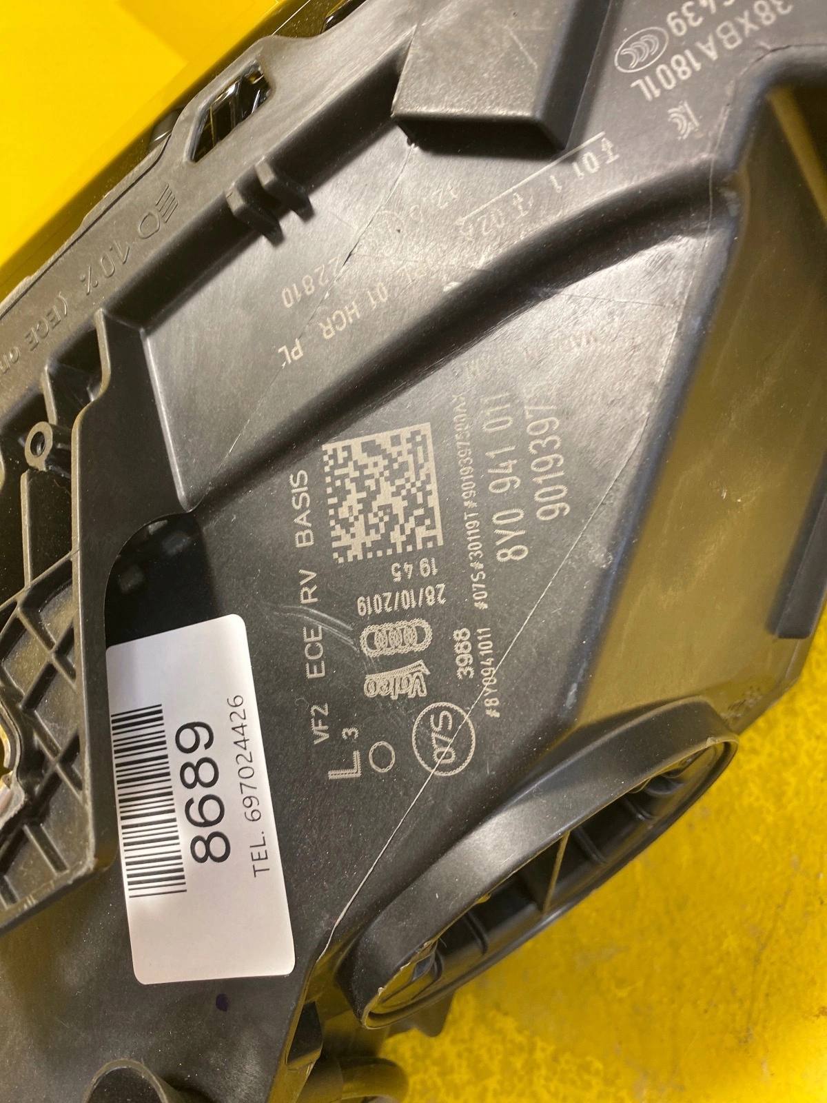 light left front Audi A3 8Y LED