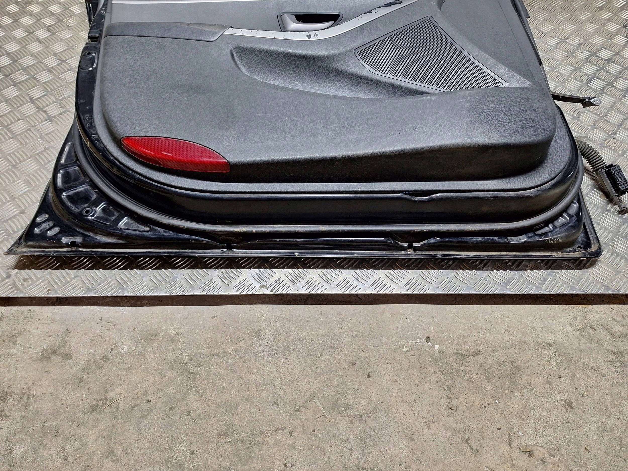 door left front HYUNDAI i30 II 12-17 complete