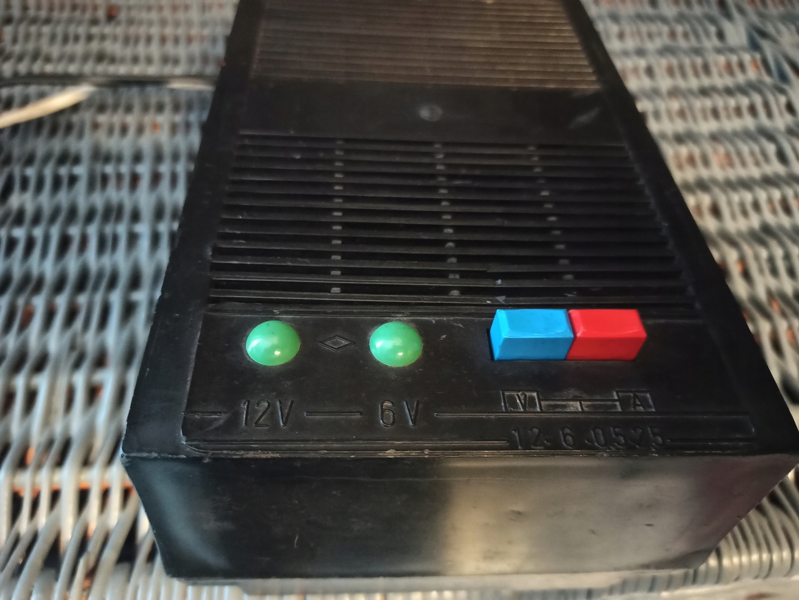 693. PROSTOWNIK ELTRON Marka inna