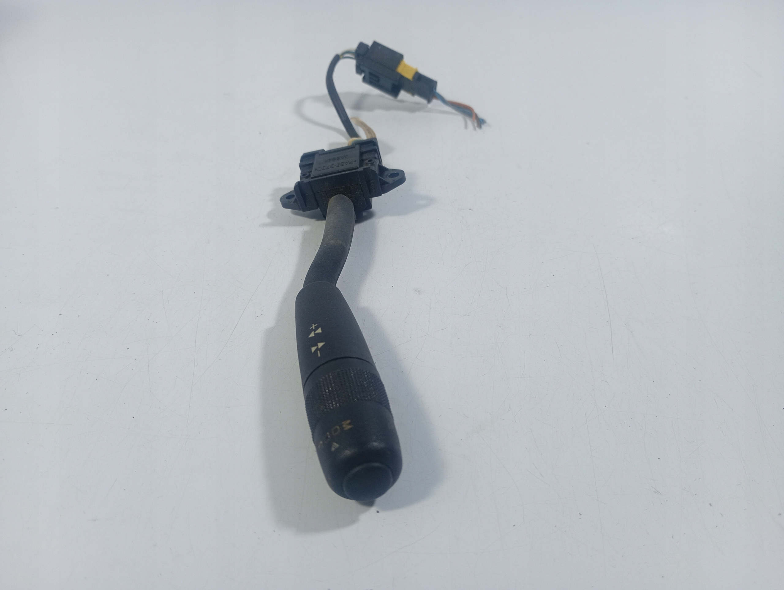 Peugeot 607 00-04 switch switch regulation REGULACJA MANETKA RADIA