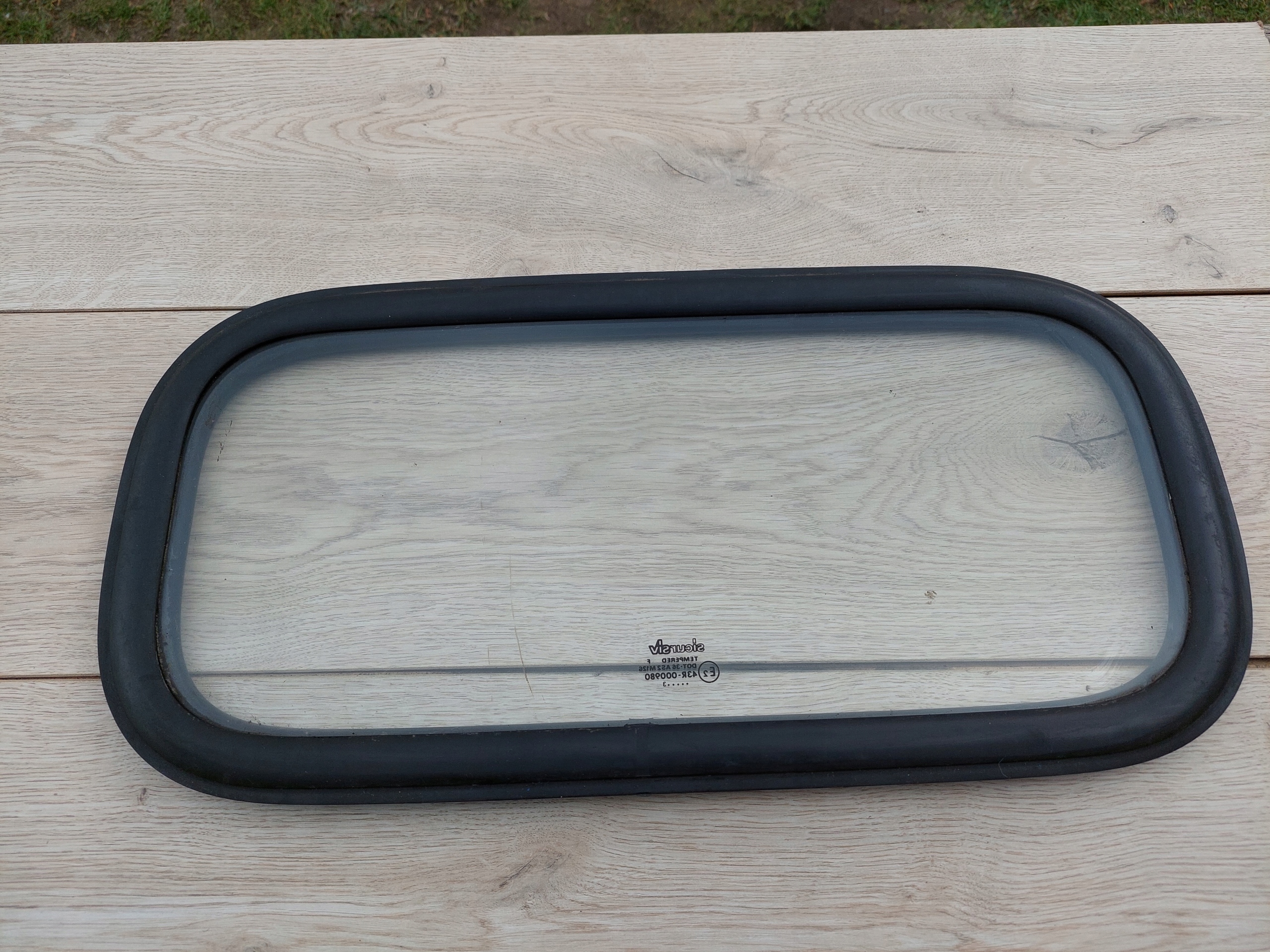 FIAT DUCATO 02-06 СКЛО ПЕРЕГОРОДКИ