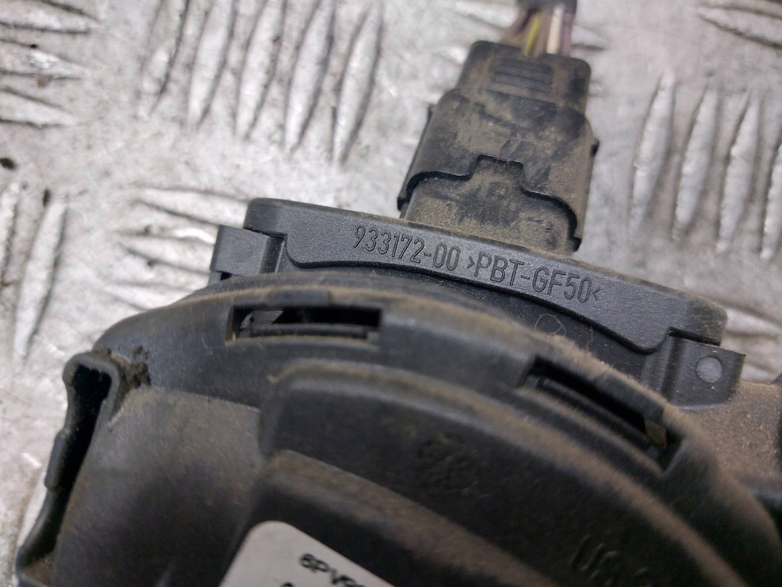 accelerator pedal potentiometer RAM 1500 and LIFT 2013- 68043161AD
