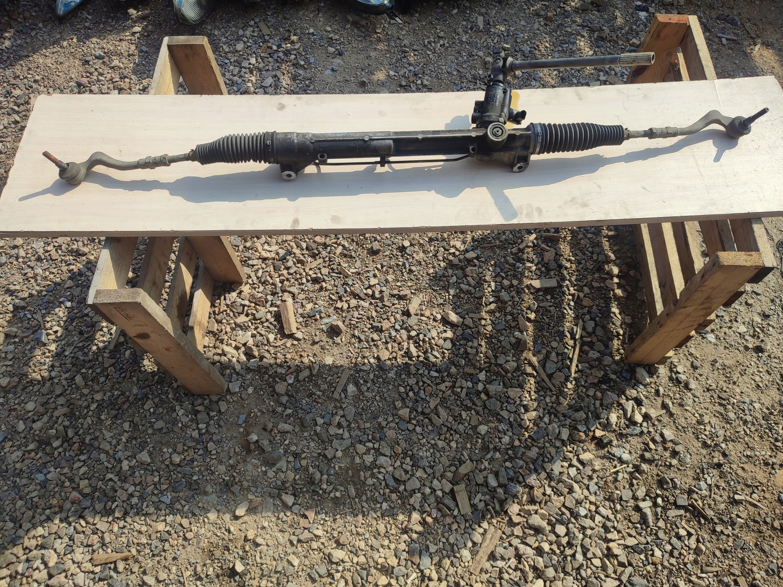Boîter direction Boîter direction AUDI Q5 8R 8R1422065D