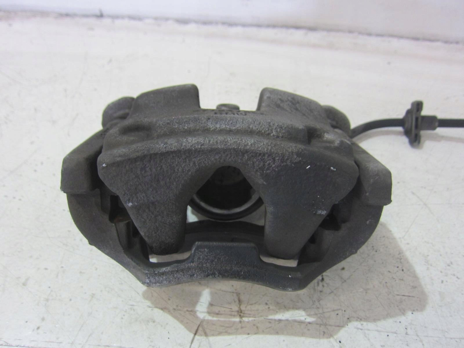BMW X1 F48 caliper brake left front front 6860267 330/24 34116860267