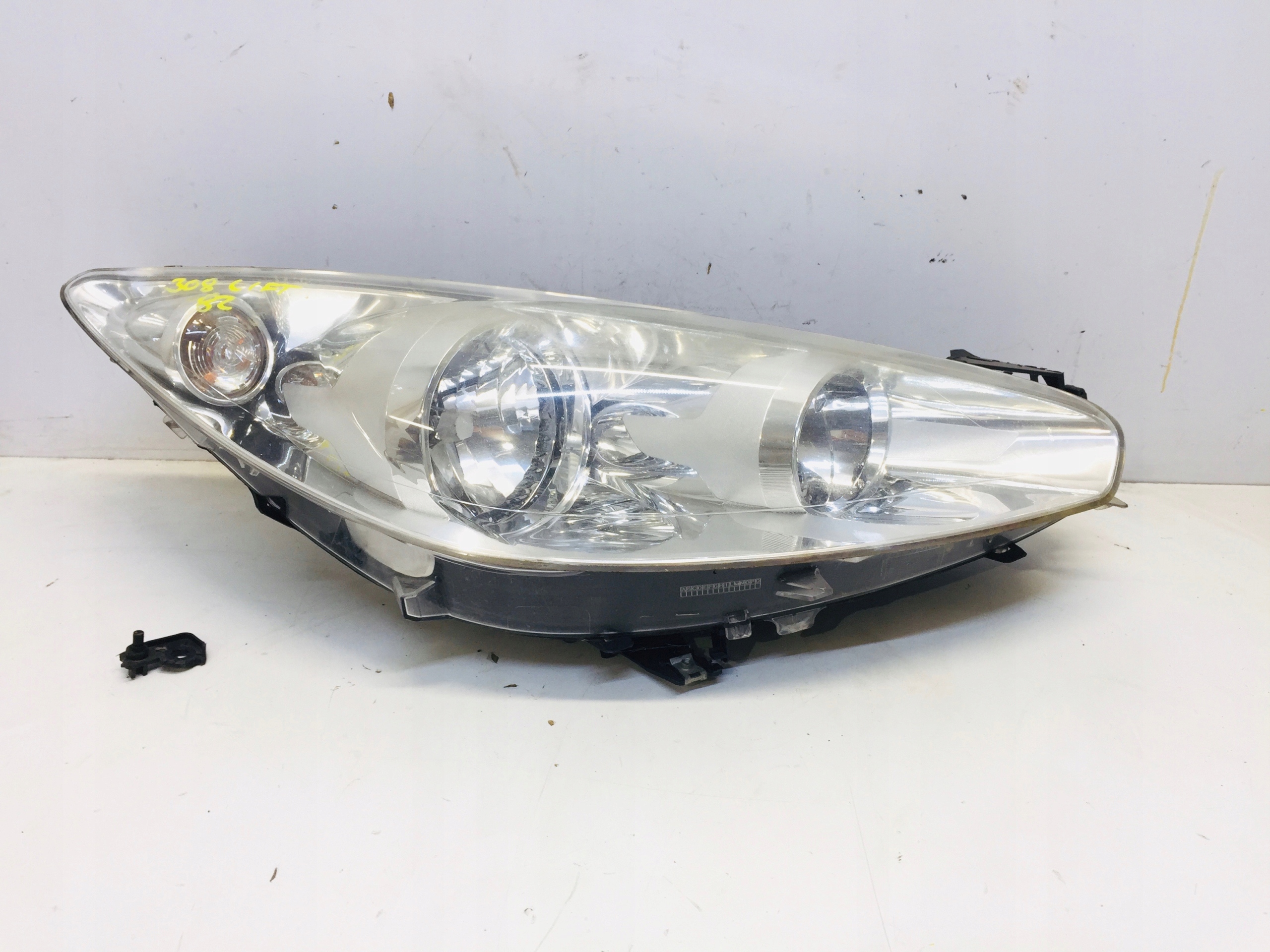 ПРАВА ФАРА PEUGEOT КОМНАТНАЯ ТЕМПЕРАТУРА 308 T7 РЕСТАЙЛИНГ #82