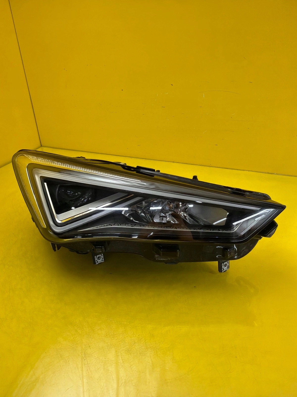 light right Seat Leon III 5F Lift Full Led 2017- 5F1941008H