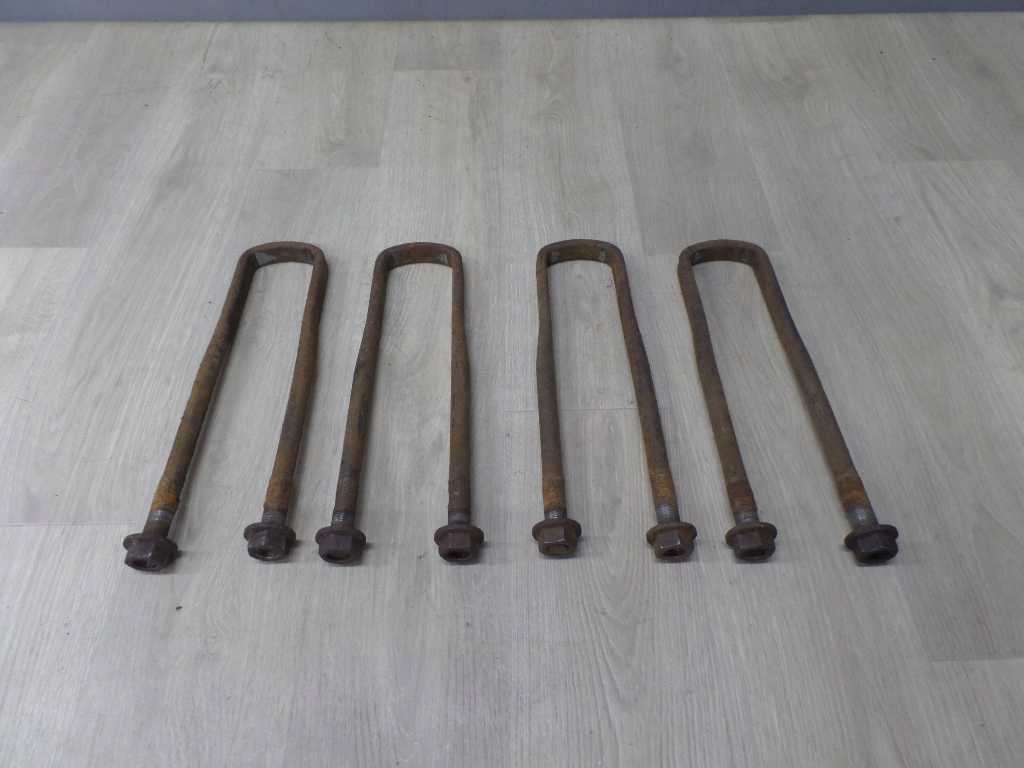 DAF LF 45 JAZMO CYBANT стремено ресора задня 370 мм