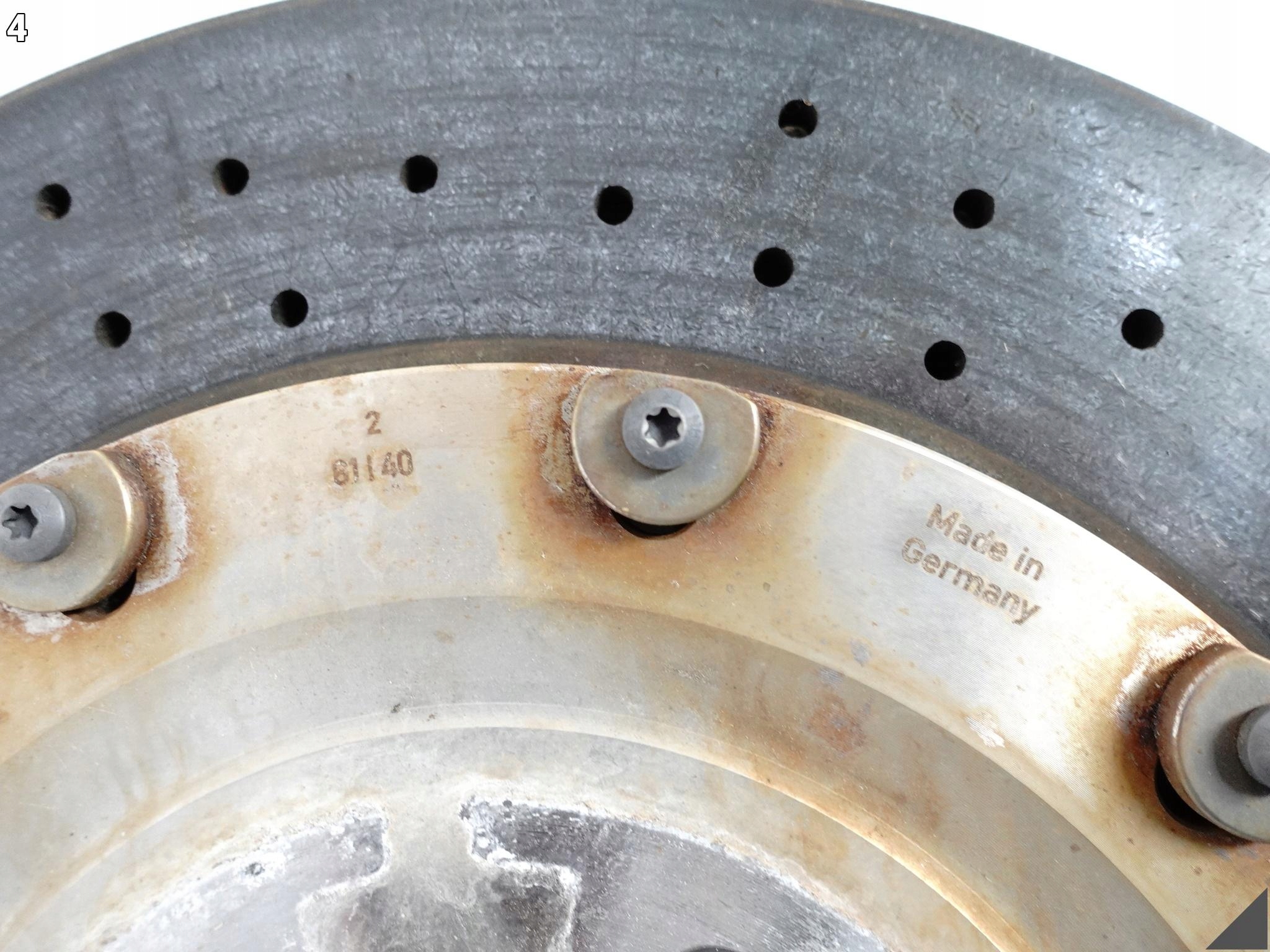 AUDI S8 plus A8 4H0 D4 15-17 disc CERAMICZNA right rear part 370x30MM 92KM