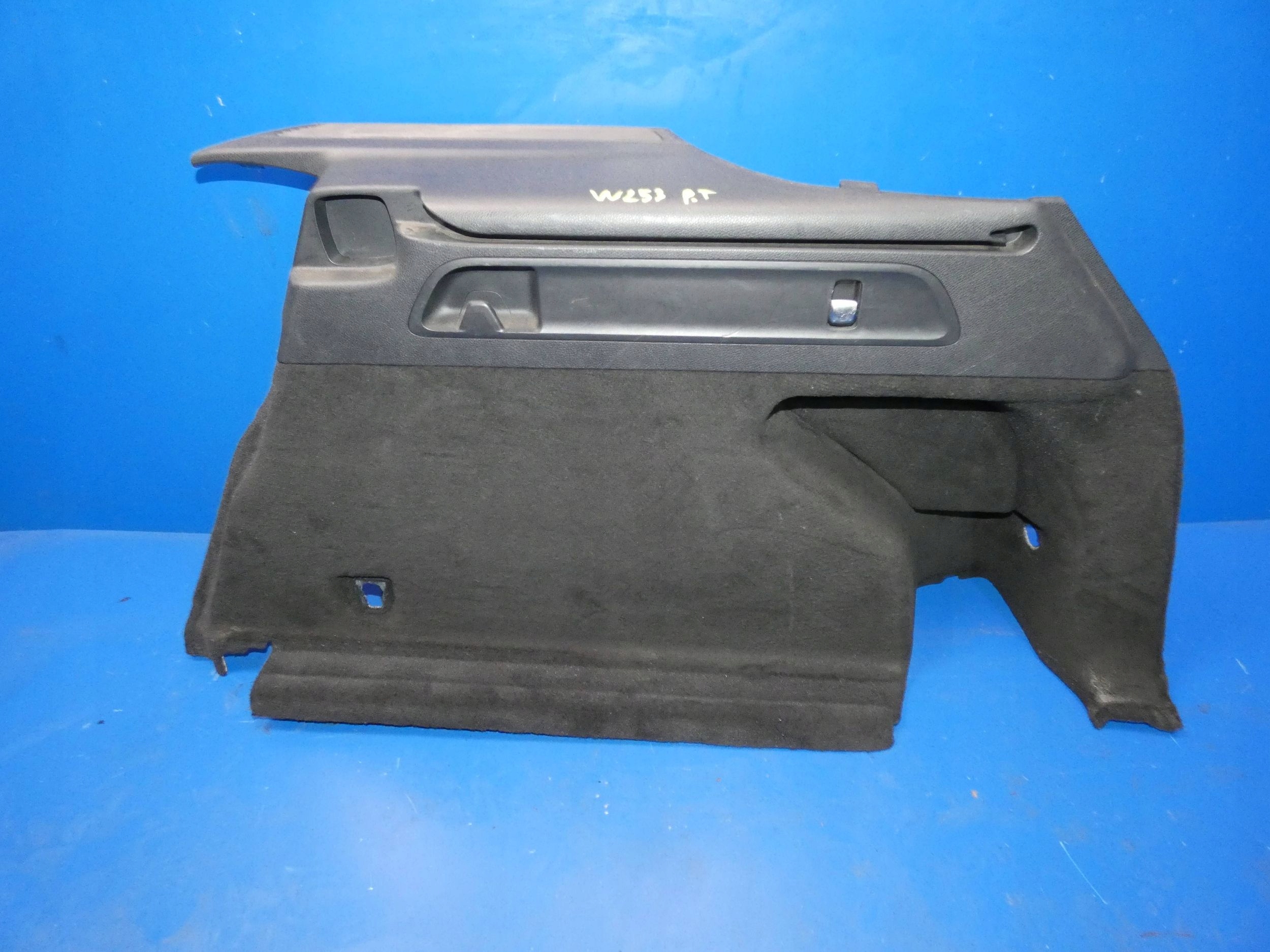 MERCEDES GLC W253 X253 side upholstery boot right rear part