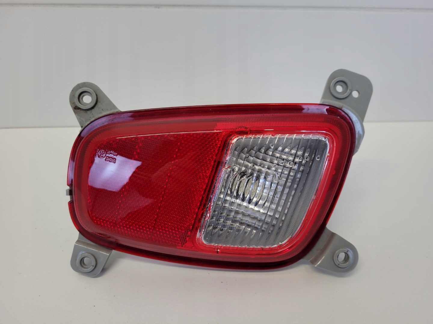 light rear part fog lights right side Kia Picanto 2 facelift 2017 92405-G6