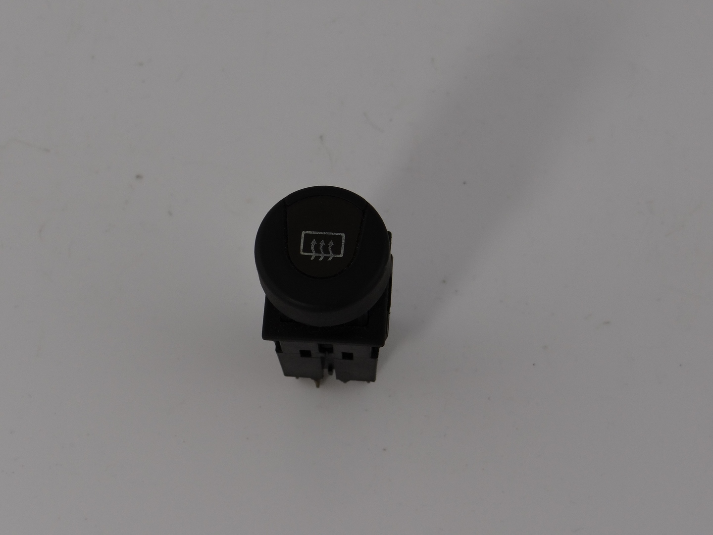 switch of the heating windows FORD FIESTA 3117/21M4 TRW