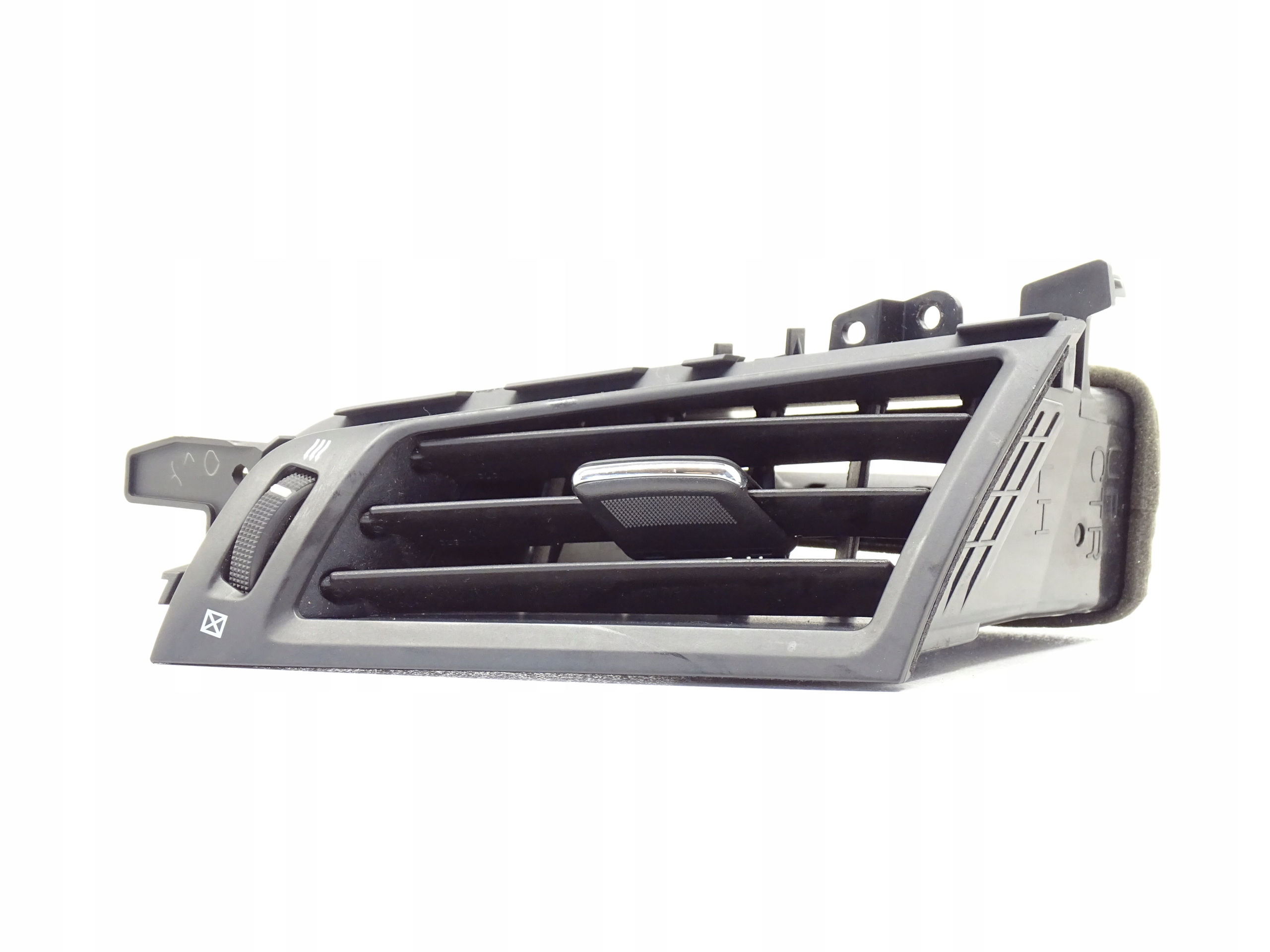 grid air conditioning devices front central INFINITI Q50 68751 4GA0A