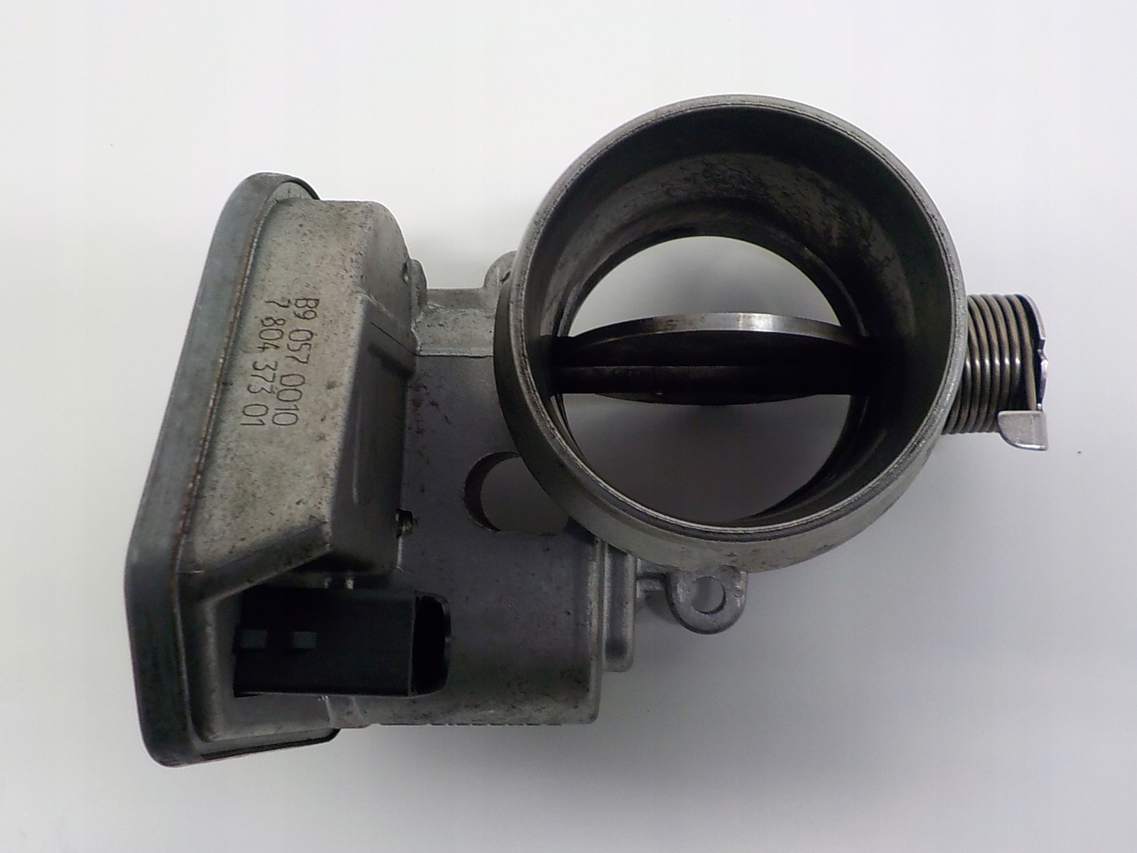 BMW 1 E87 2.0 D N47D20 throttle flap 780437301