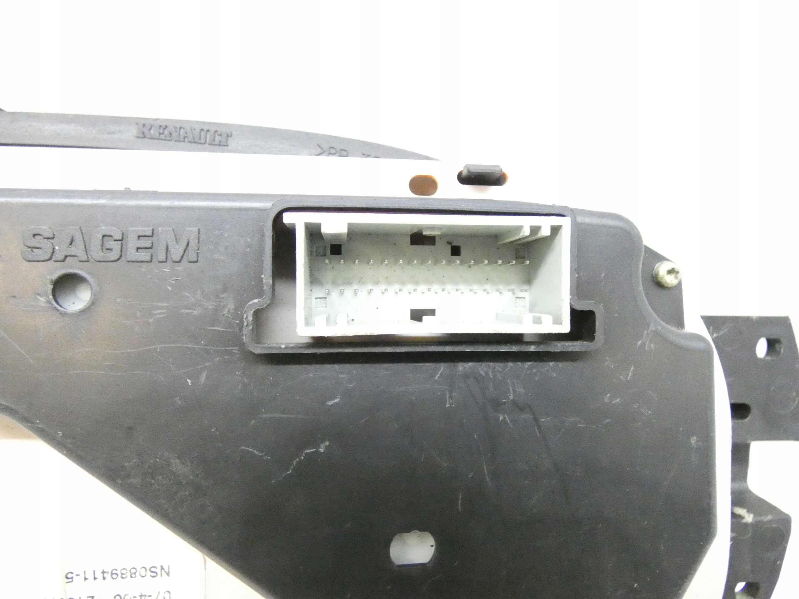 dials dials RENAULT CLIO II 99-12 1.4 16V P8200057247
