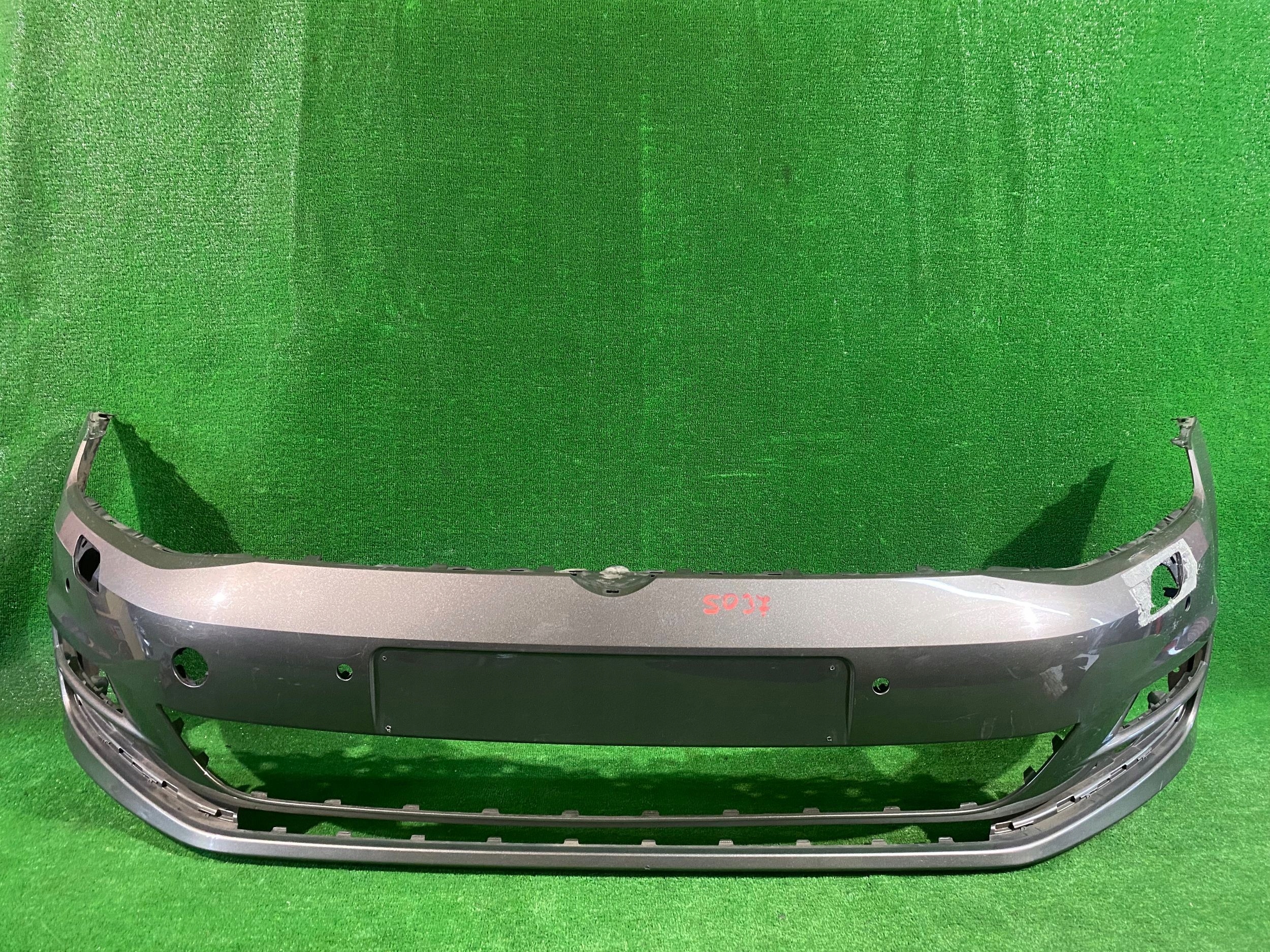 lökhárító elülsö eleje VW GOLF VII