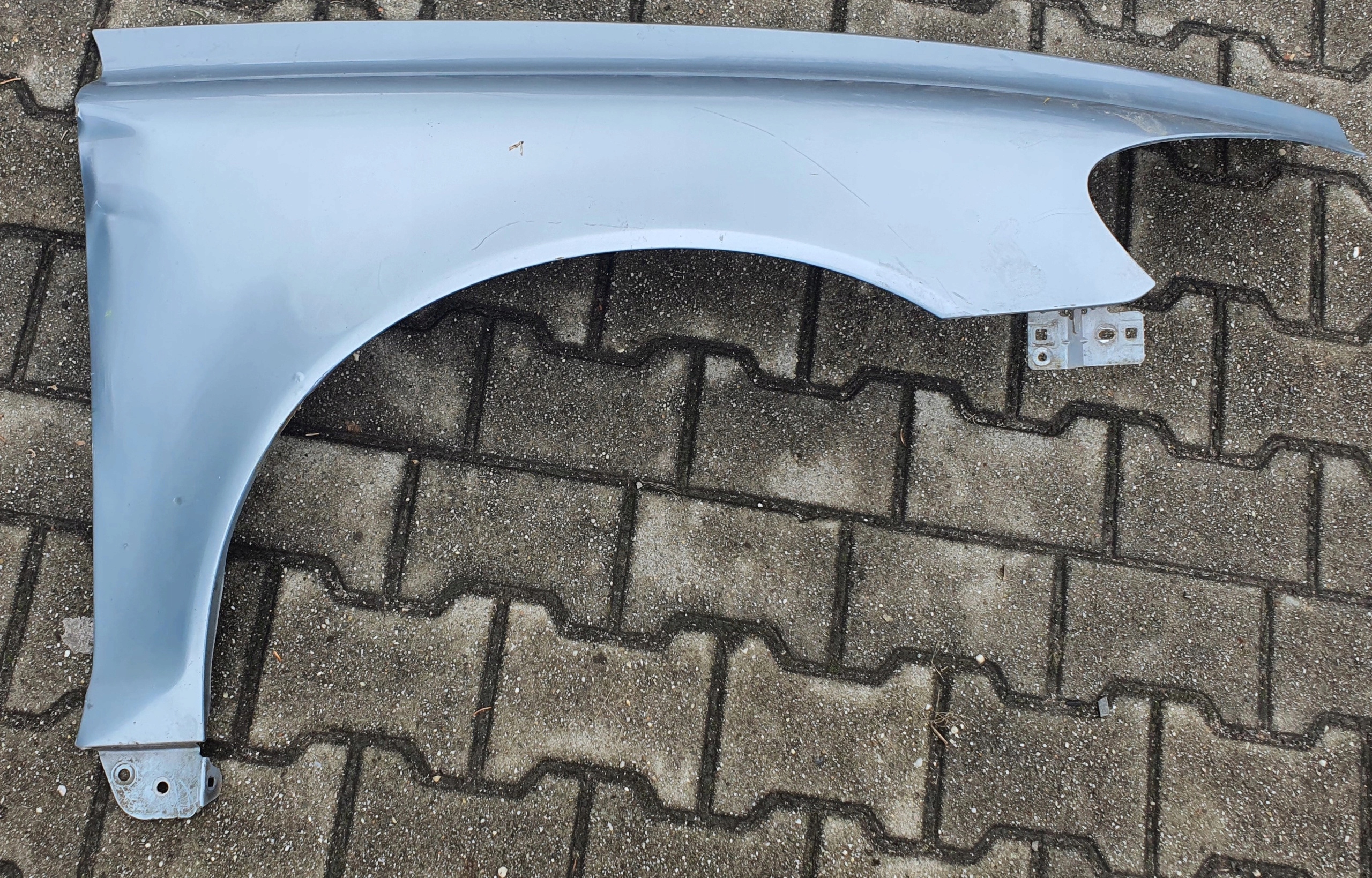 fender right front VOLVO V50 S40 II 04