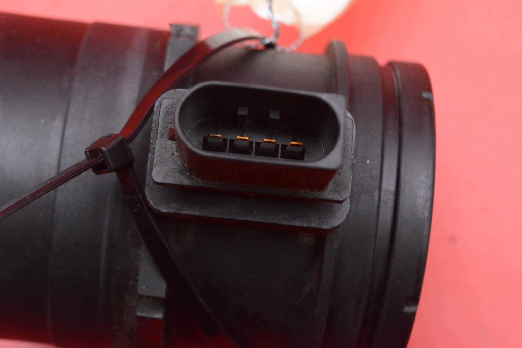 flow meter 7788743 BMW E90 E91 2.0 D 143 KM LIFT 08-13