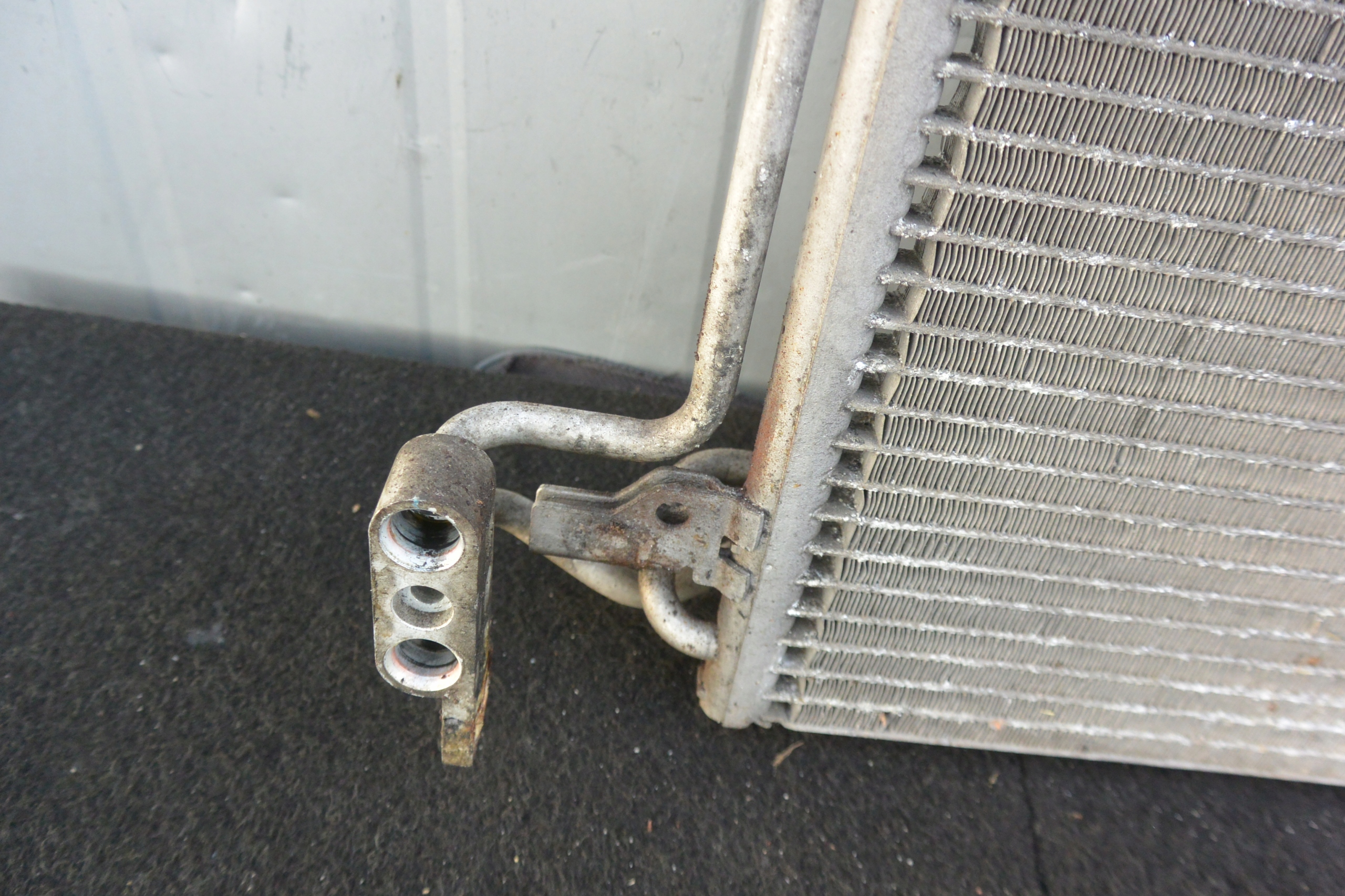 RADIATEUR / REFROIDISSEUR KLIMY ESSENCE DIESEL ML W164 GL X164