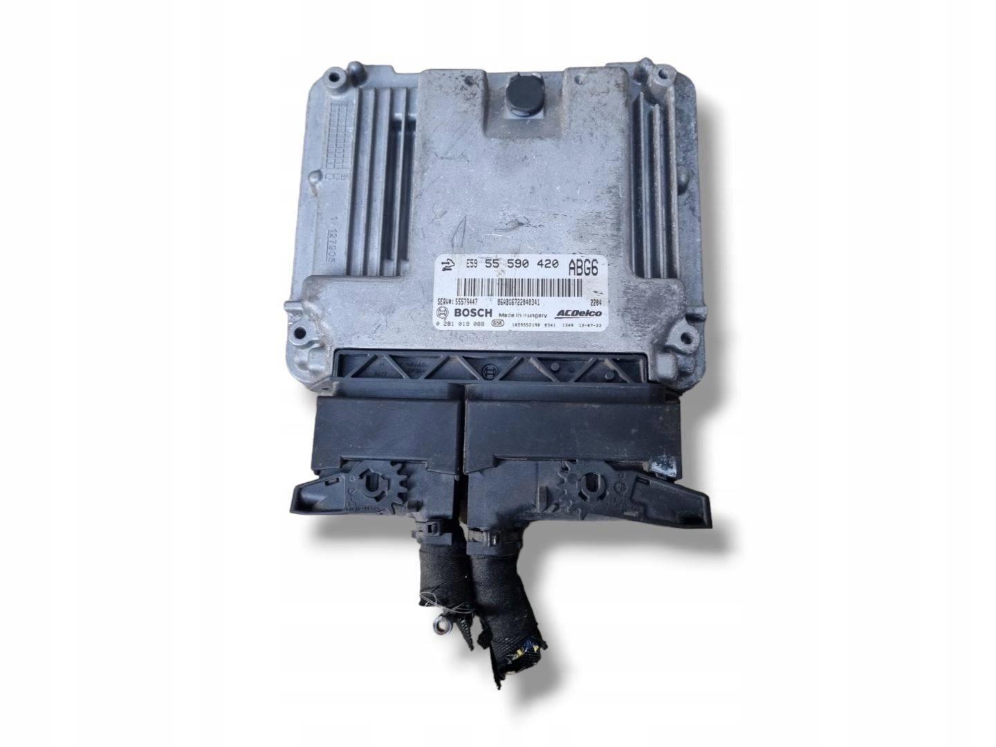 control unit of the engine Opel Insignia A 2013 55590420