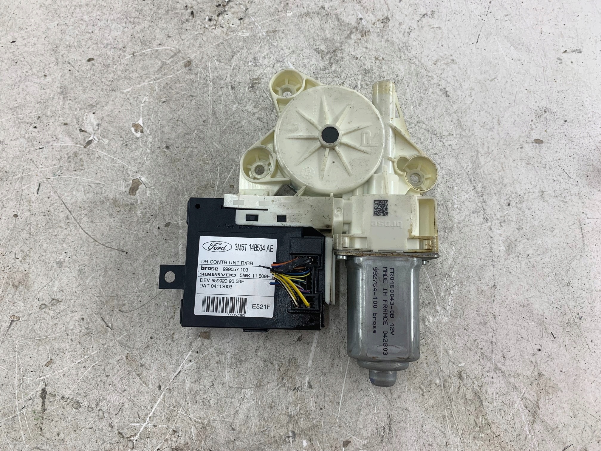 FORD FOCUS C-MAX and window regulator right rear part 3M5T14B534AE