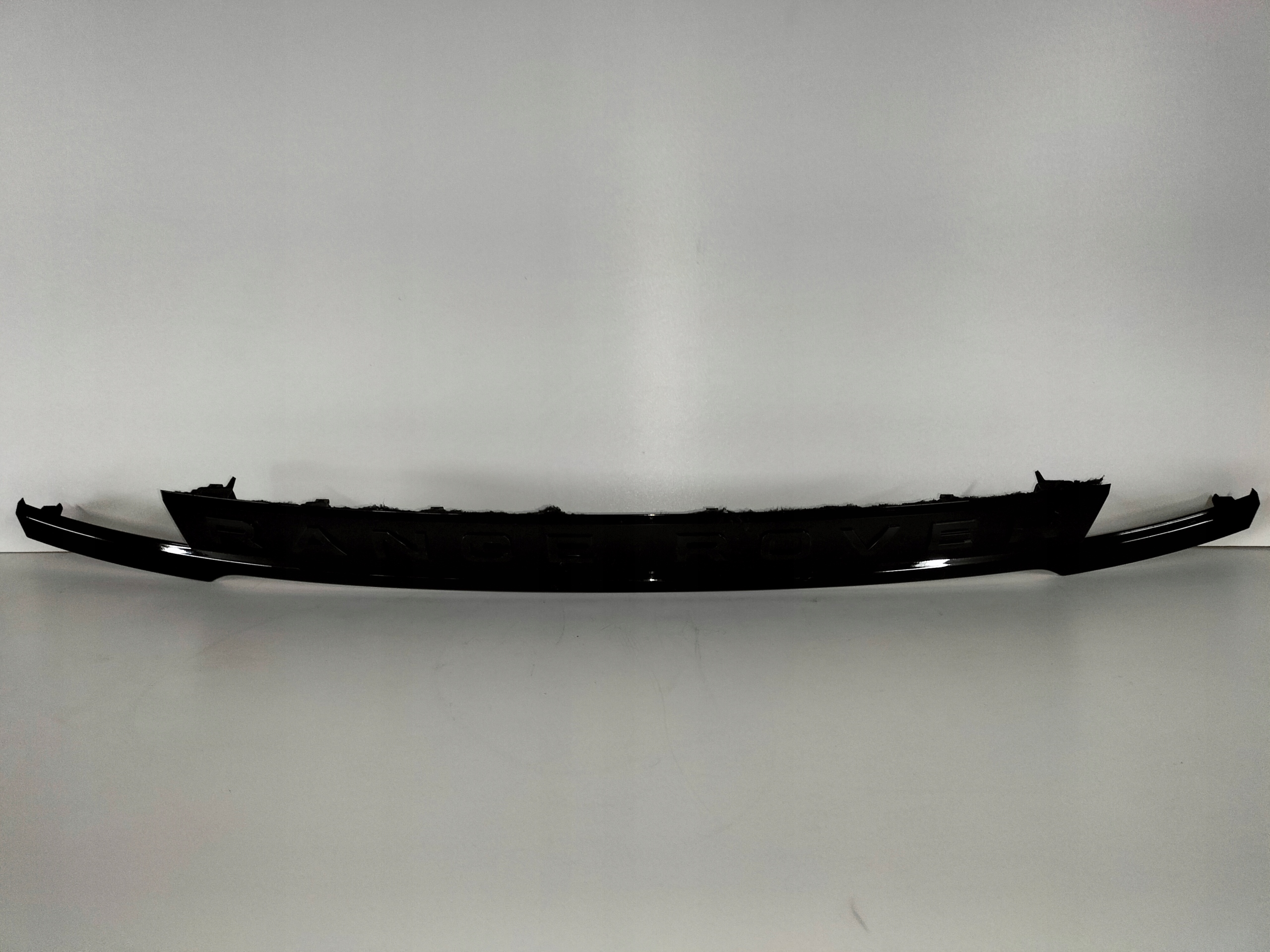 moulding cap bonnet rear part RANGE ROVER EVOQUE II 19