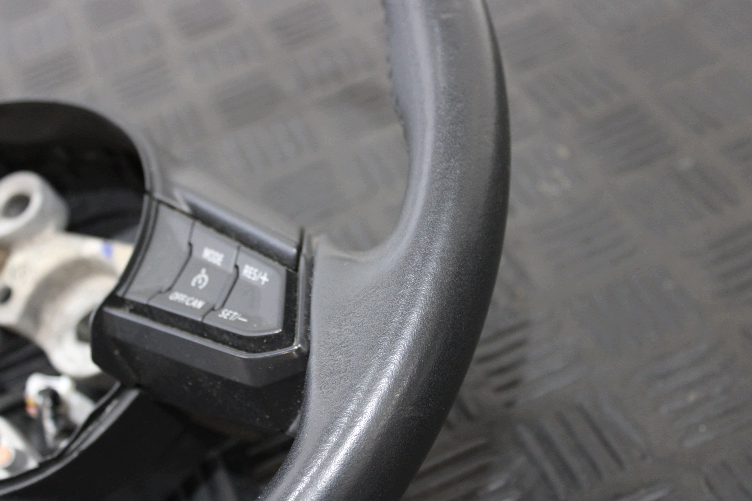 lenkrad MULTIFUNKCJA MAZDA 2 II DJ LIFT