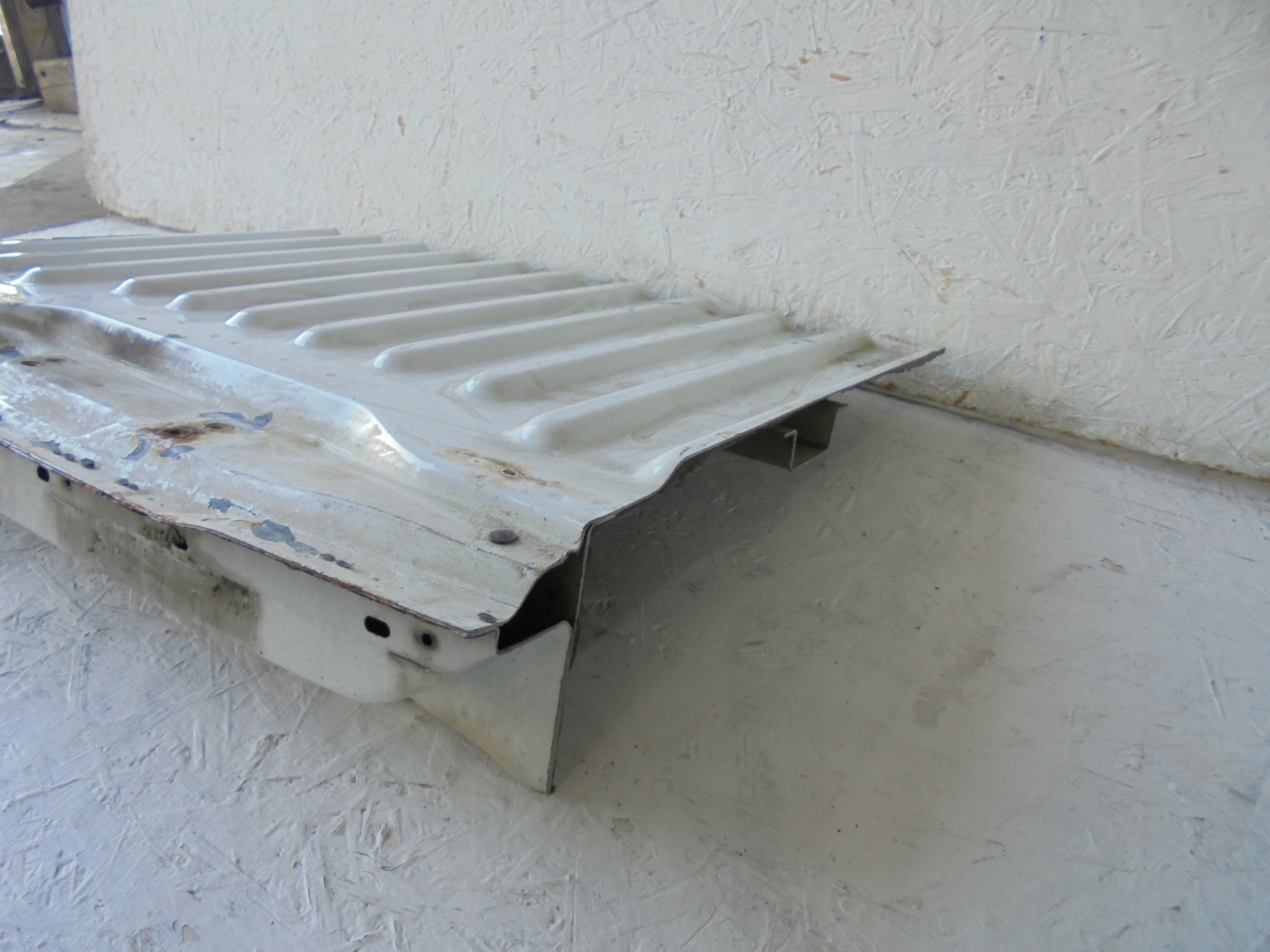 CRAFTER SPRINTER 906 WZMOCNIENIE PAS TYLNY 06-16r Producent części Volkswagen OE