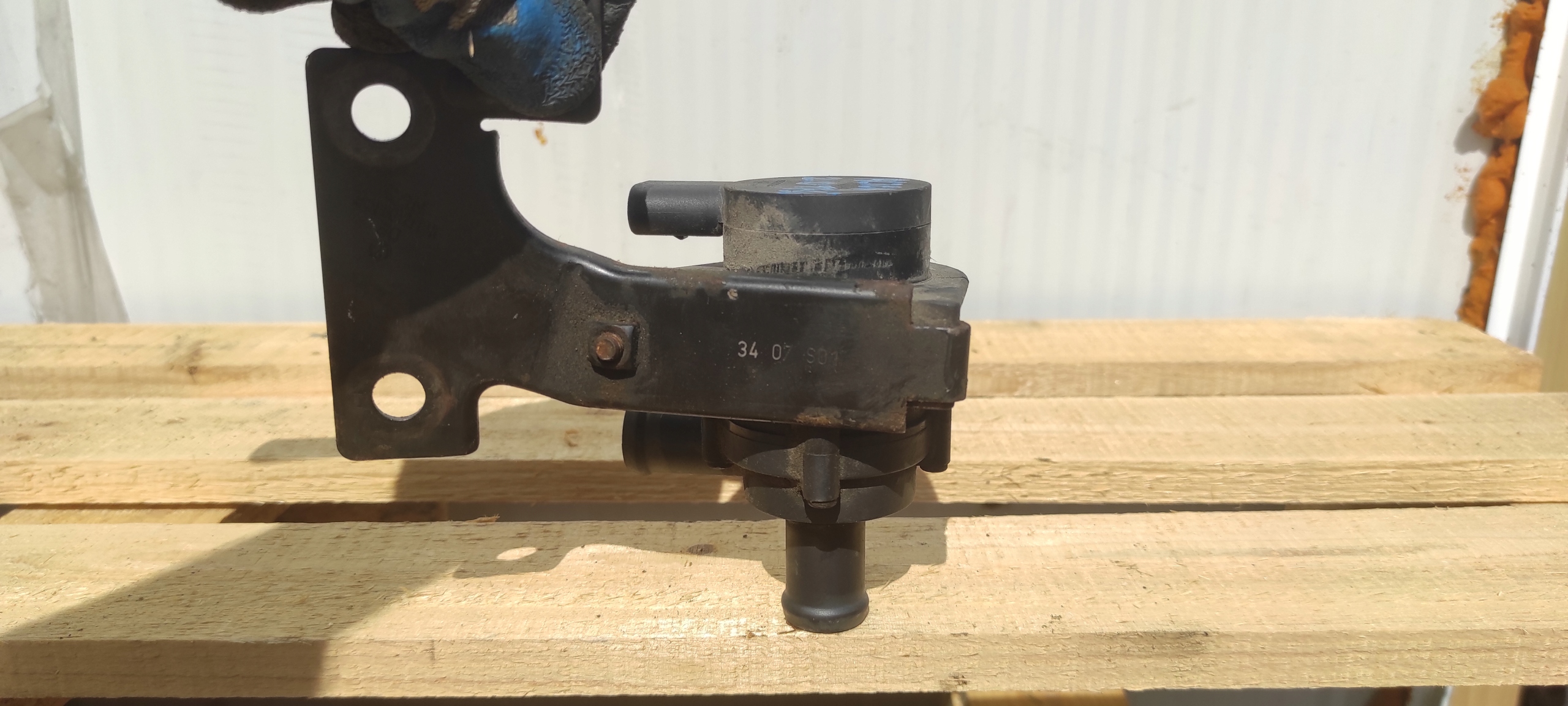 supplementary water pump seat altea 2.0 TFSI