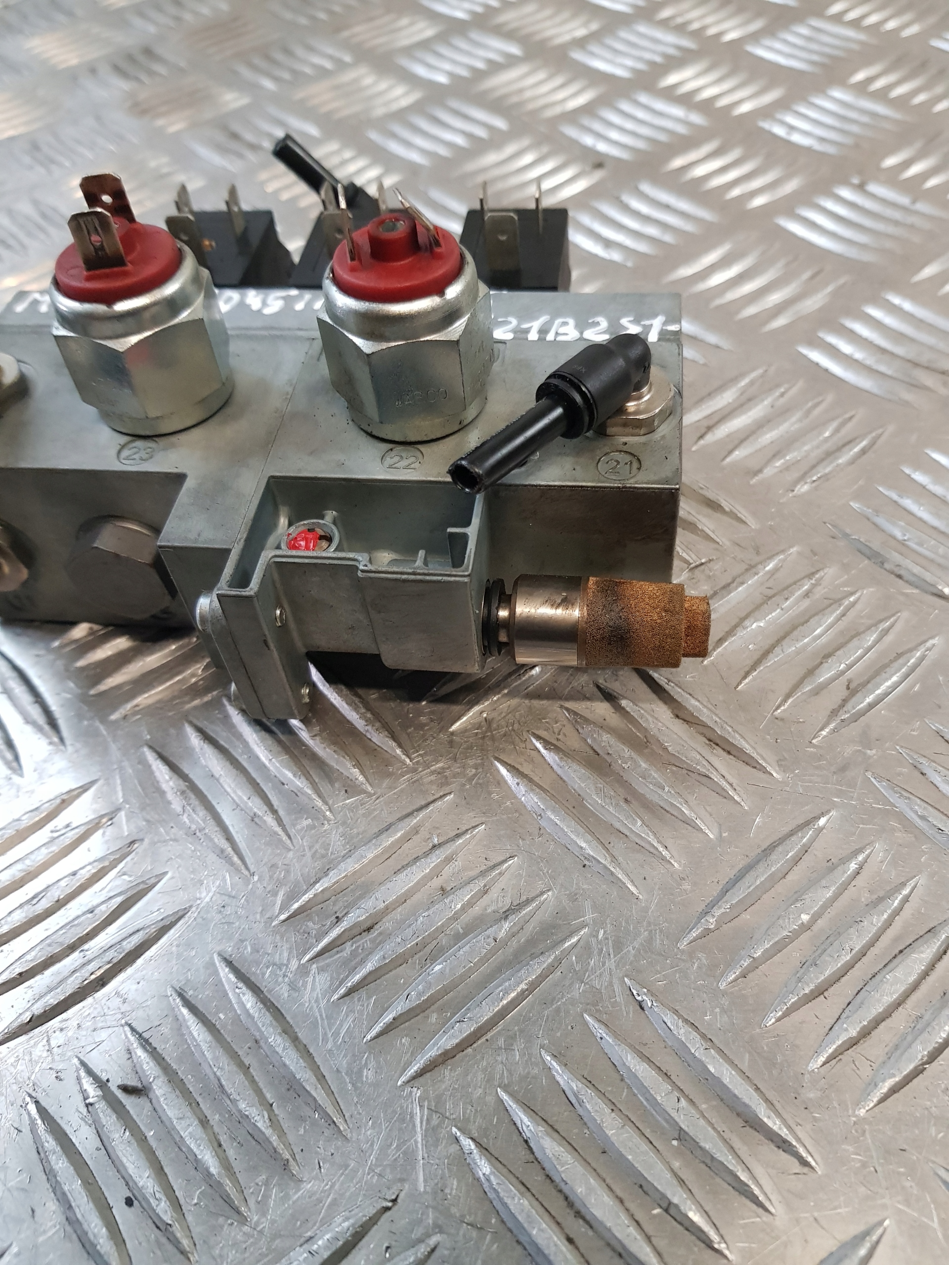 Sensor MAGNETYCZNY OTWIERANIA Tür WABCO 4726000220