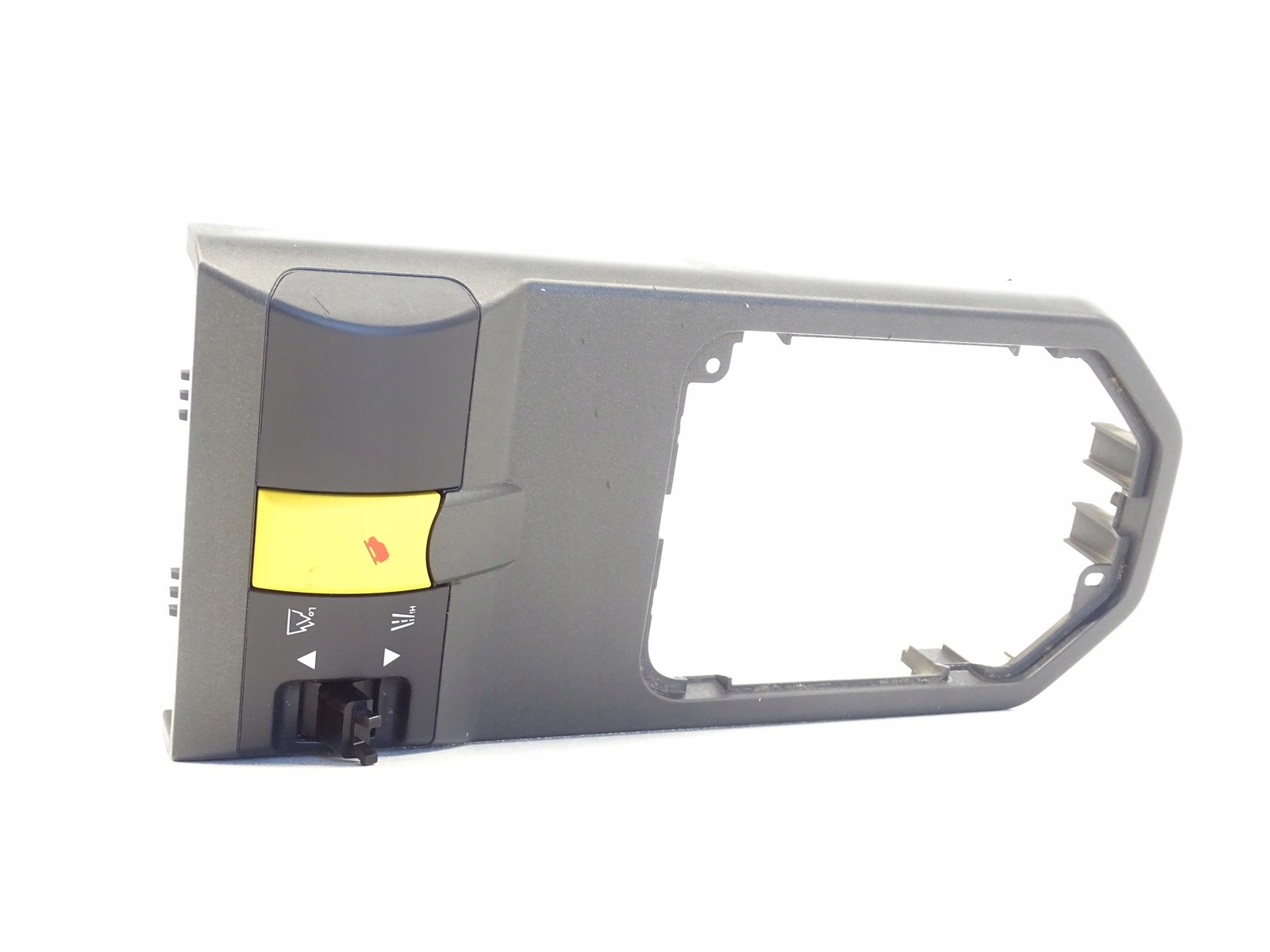 PANEL switch frame DO changes of the gear LAND ROVER YUD500690