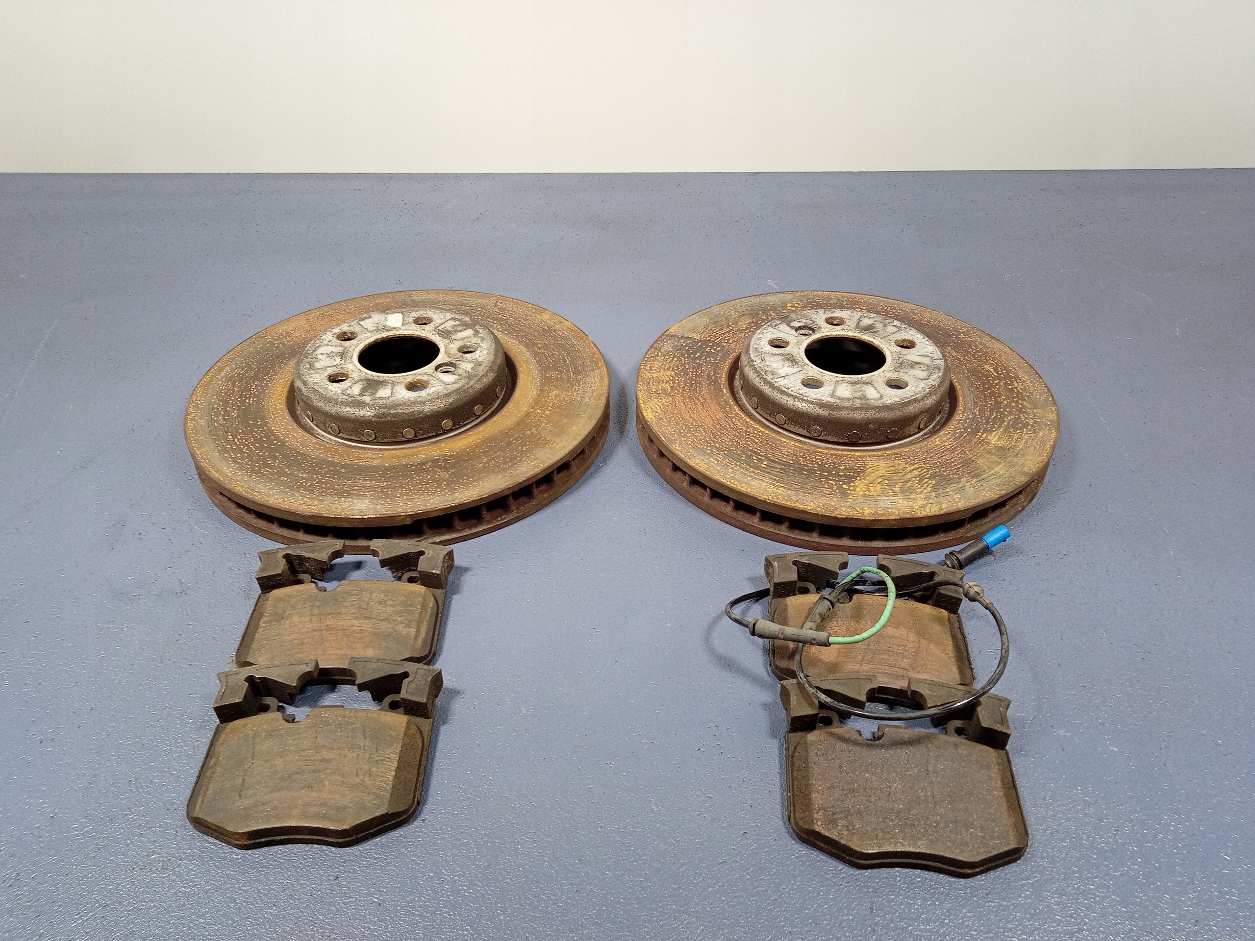 BMW 7 G11 G12 диски передние передние 348MM