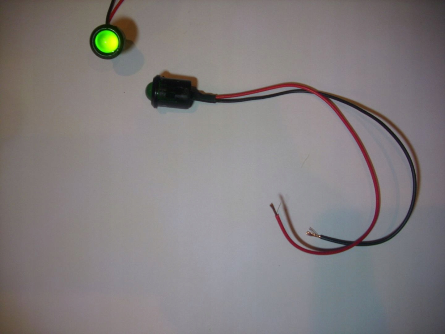 

Kontrolka Led zielona mat 10mm/14mm 12v 24v Rtf