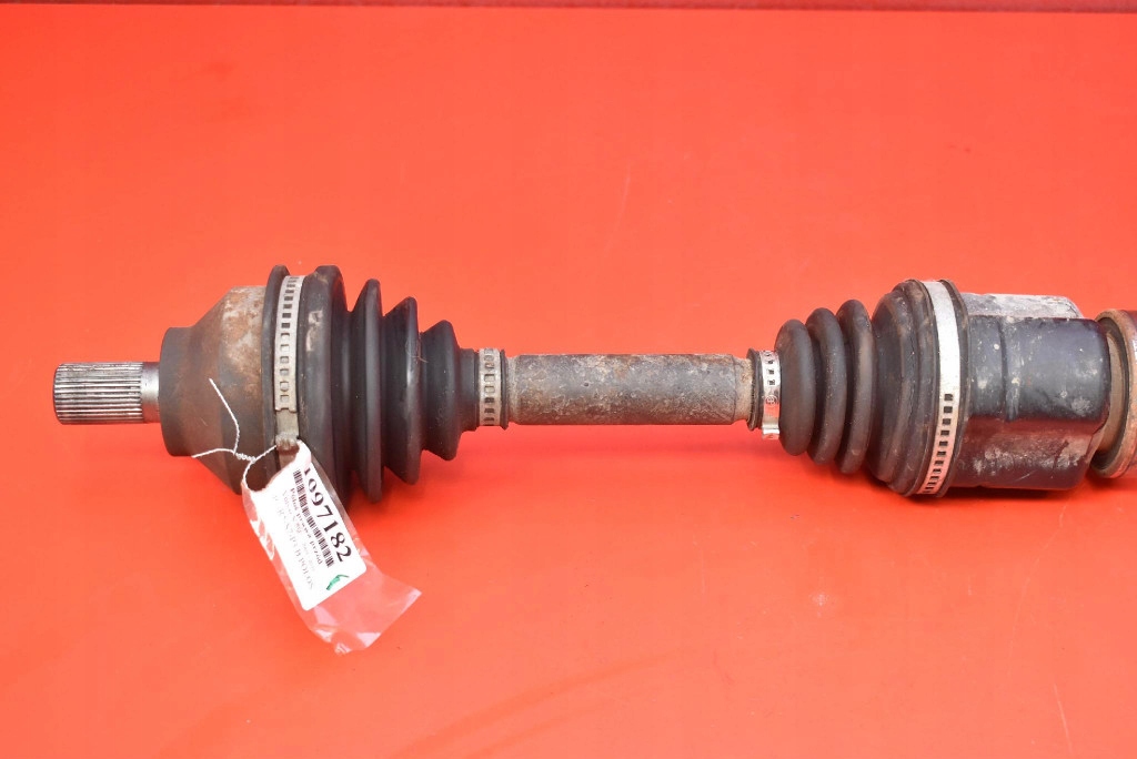 semi-axis right front MANUAL VOLVO V50 2.5 T T5 220 KM 03-11