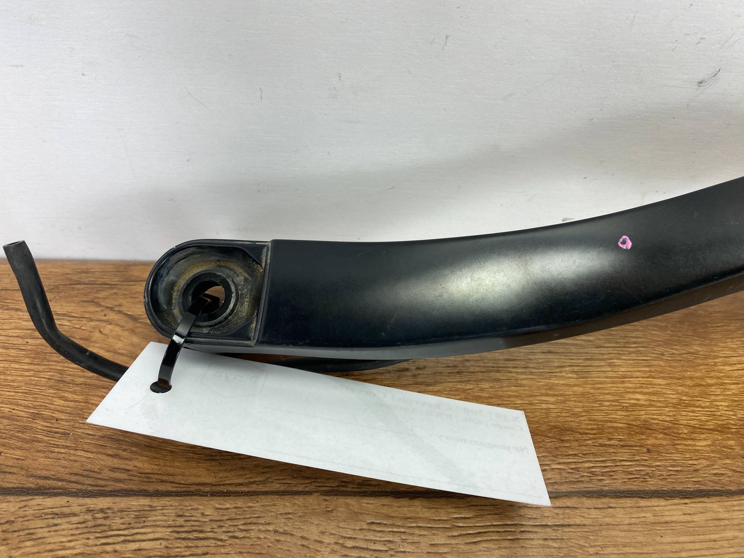 wiper arm windows Chevrolet Corvette C6 2005+