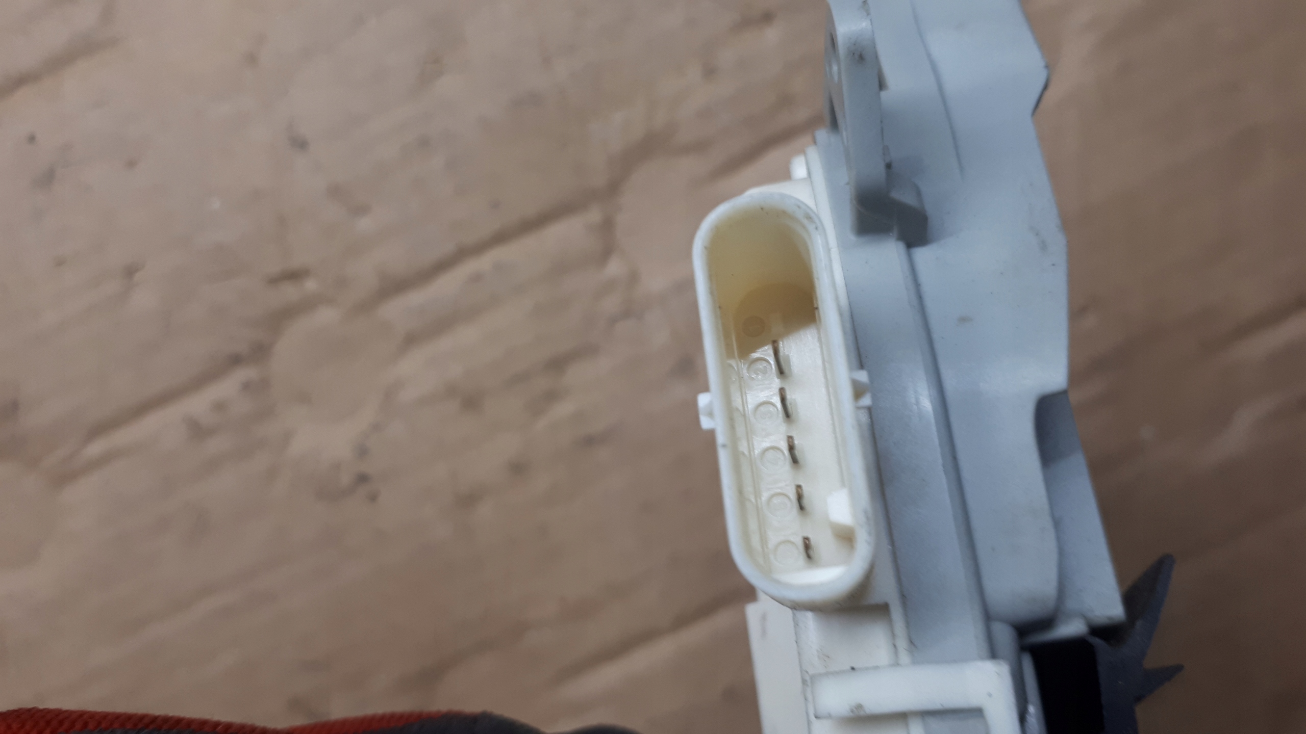 S4 B8 LIFT A4 lock door right rear part 5 PIN A5 Q5
